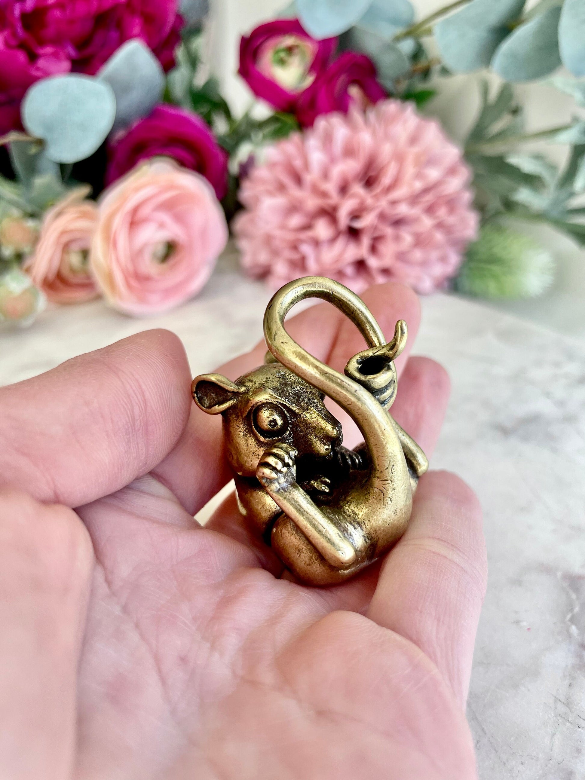 Cute brass jerboa figurine, little lemur solid brass statuette, gerbil ornament, little mouse decoration
