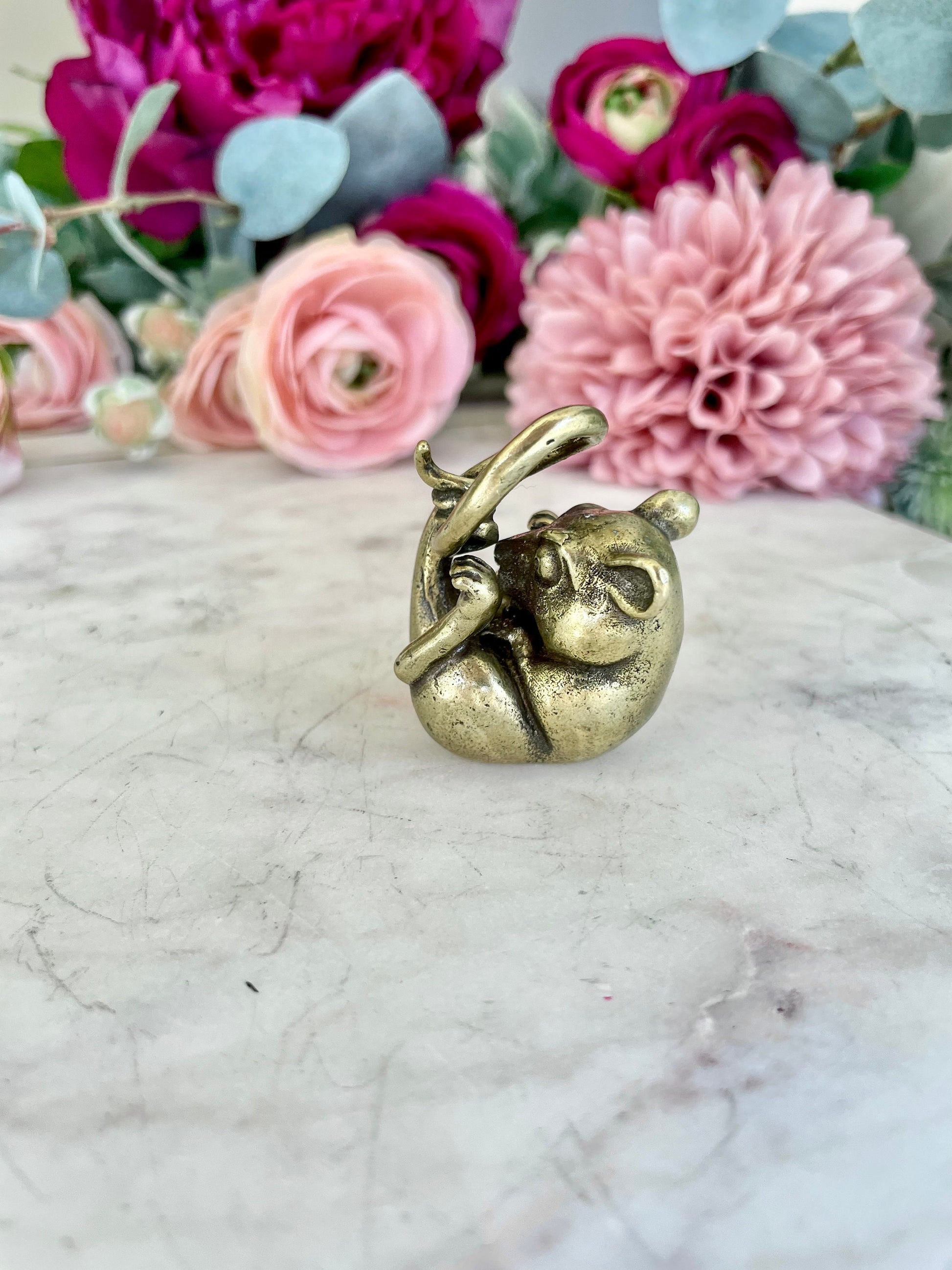 Cute brass jerboa figurine, little lemur solid brass statuette, gerbil ornament, little mouse decoration
