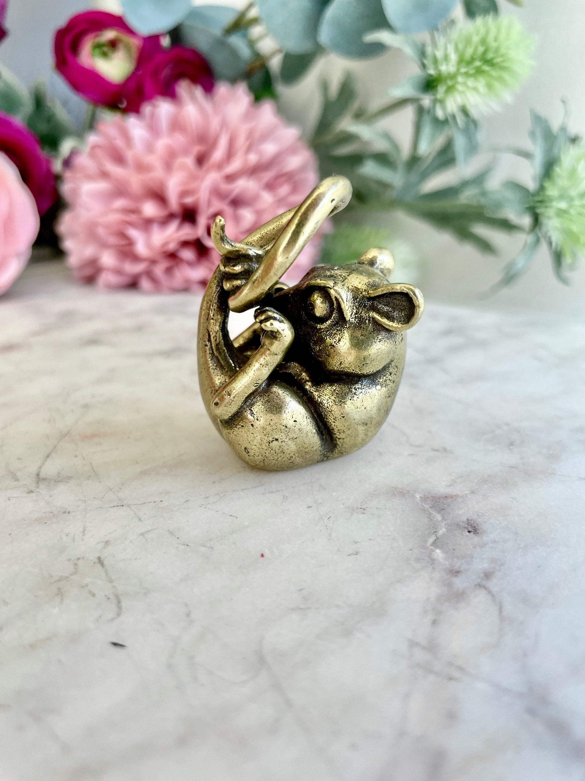 Cute brass jerboa figurine, little lemur solid brass statuette, gerbil ornament, little mouse decoration