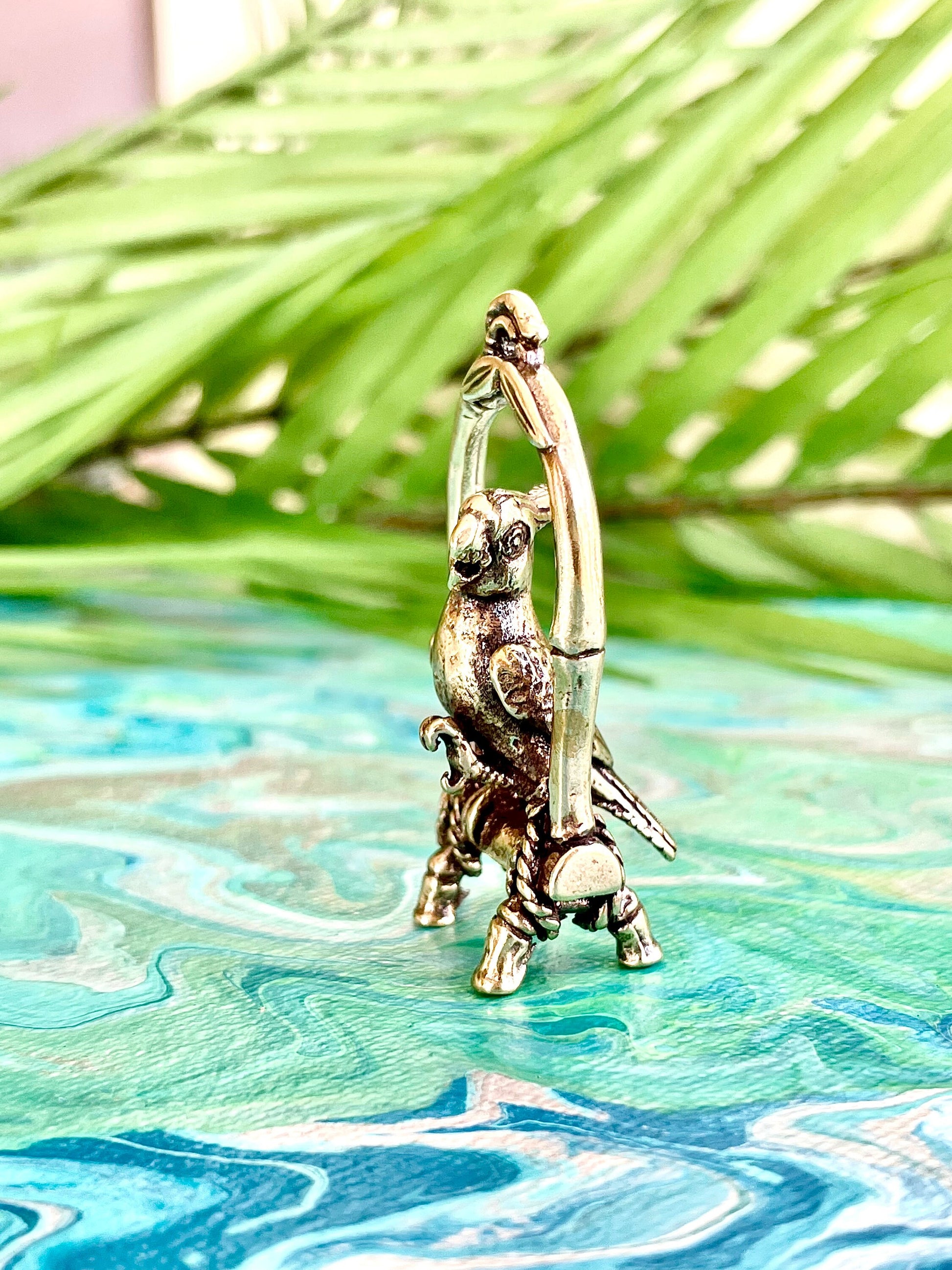 Charming Solid Brass Cockatoo Statue, Parrot Pendant - Realistic Metal Parrot Toy