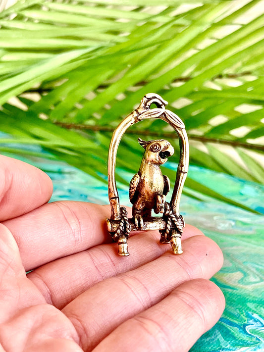 Charming Solid Brass Cockatoo Statue, Parrot Pendant - Realistic Metal Parrot Toy