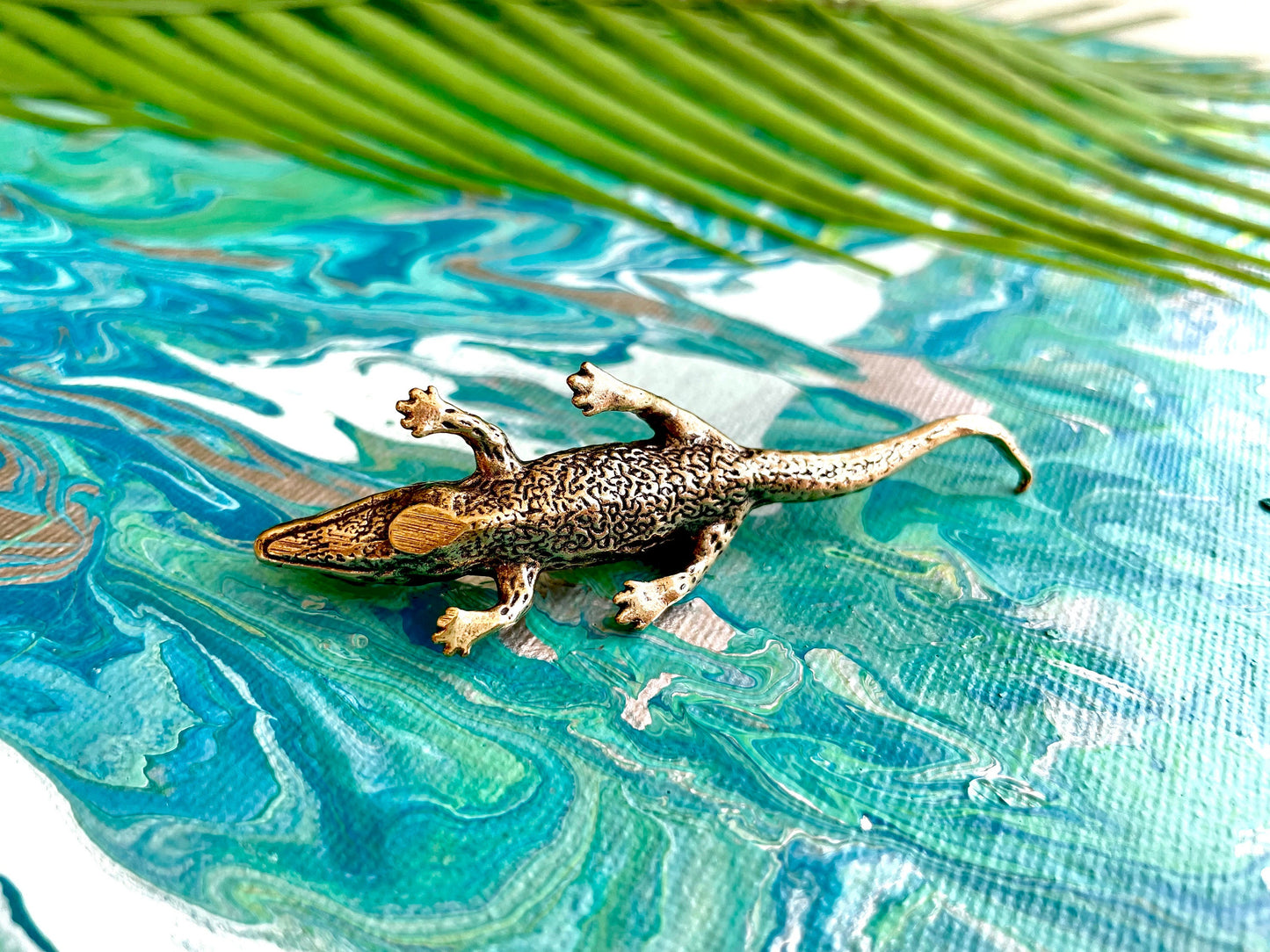 solid brass alligator statue mini metal crocodile figurine metal art incense burner gift for animal