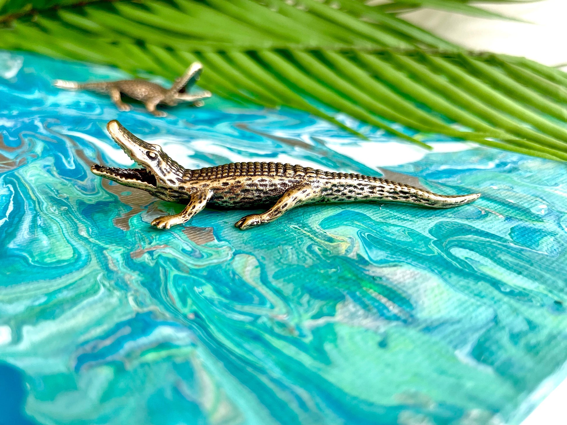 solid brass alligator statue mini metal crocodile figurine metal art incense burner gift for animal