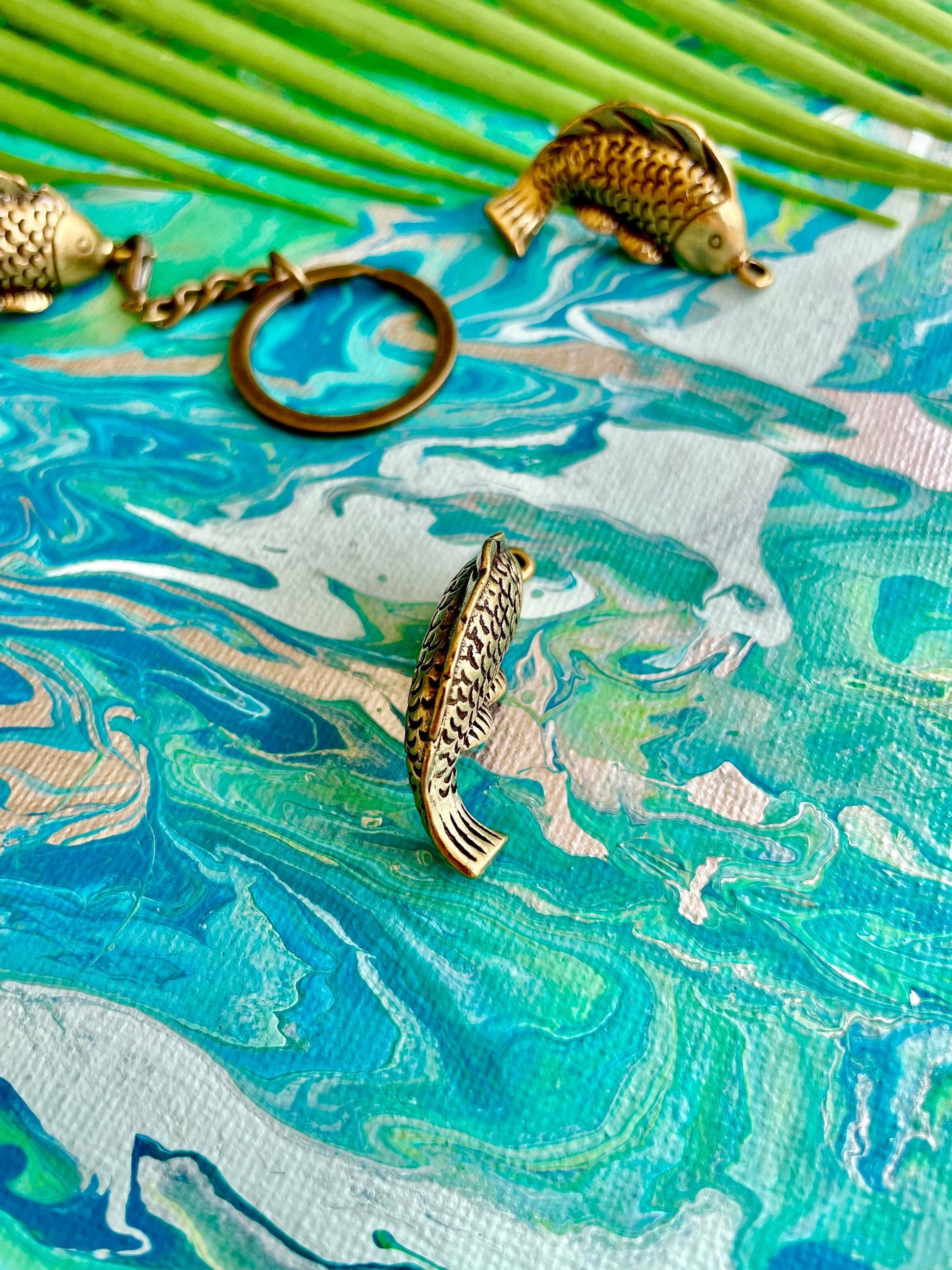 Creative Solid Brass Fish Keyring, Carp pendant, Fish on the hook Key Chain Pendant Craft Gift, Creative gift for fisherman