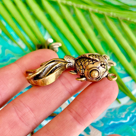 Solid Brass Aquarium Fish Keyring, wagging tail gold fish pendant, Fish Pendant Craft Gift, Creative gift for fisherman