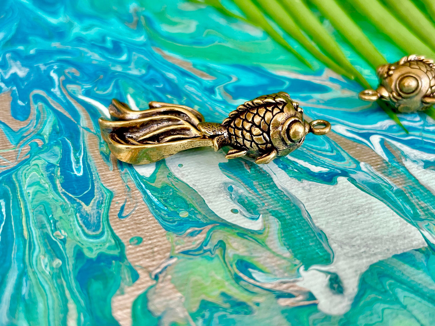 Solid Brass Aquarium Fish Keyring, wagging tail gold fish pendant, Fish Pendant Craft Gift, Creative gift for fisherman