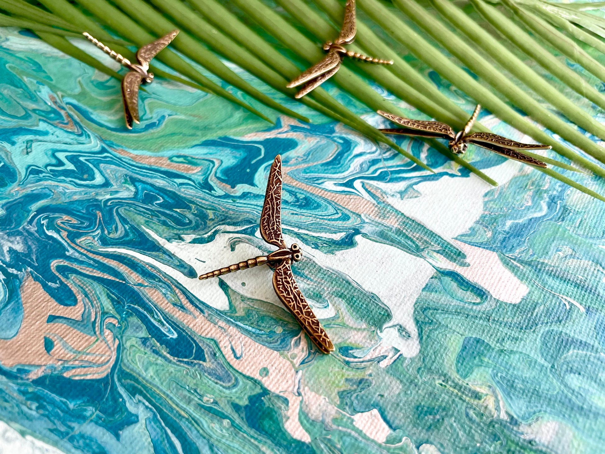 Cute small Dragonfly Plant Pot Decoration, dragonfly figurine, Solid Brass creative dragonfly , Cool gift, Insect club