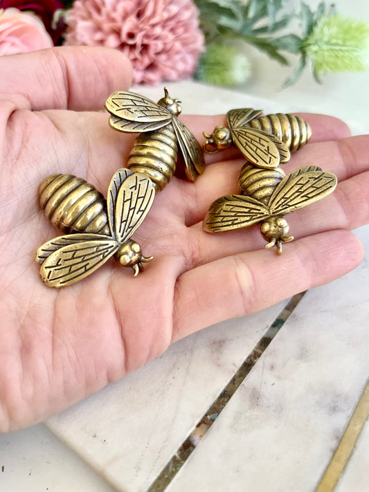 Busy bee good luck charm, Solid brass bumble bee pendant, bee keychain, bumblebee charm good luck, best friend keyring