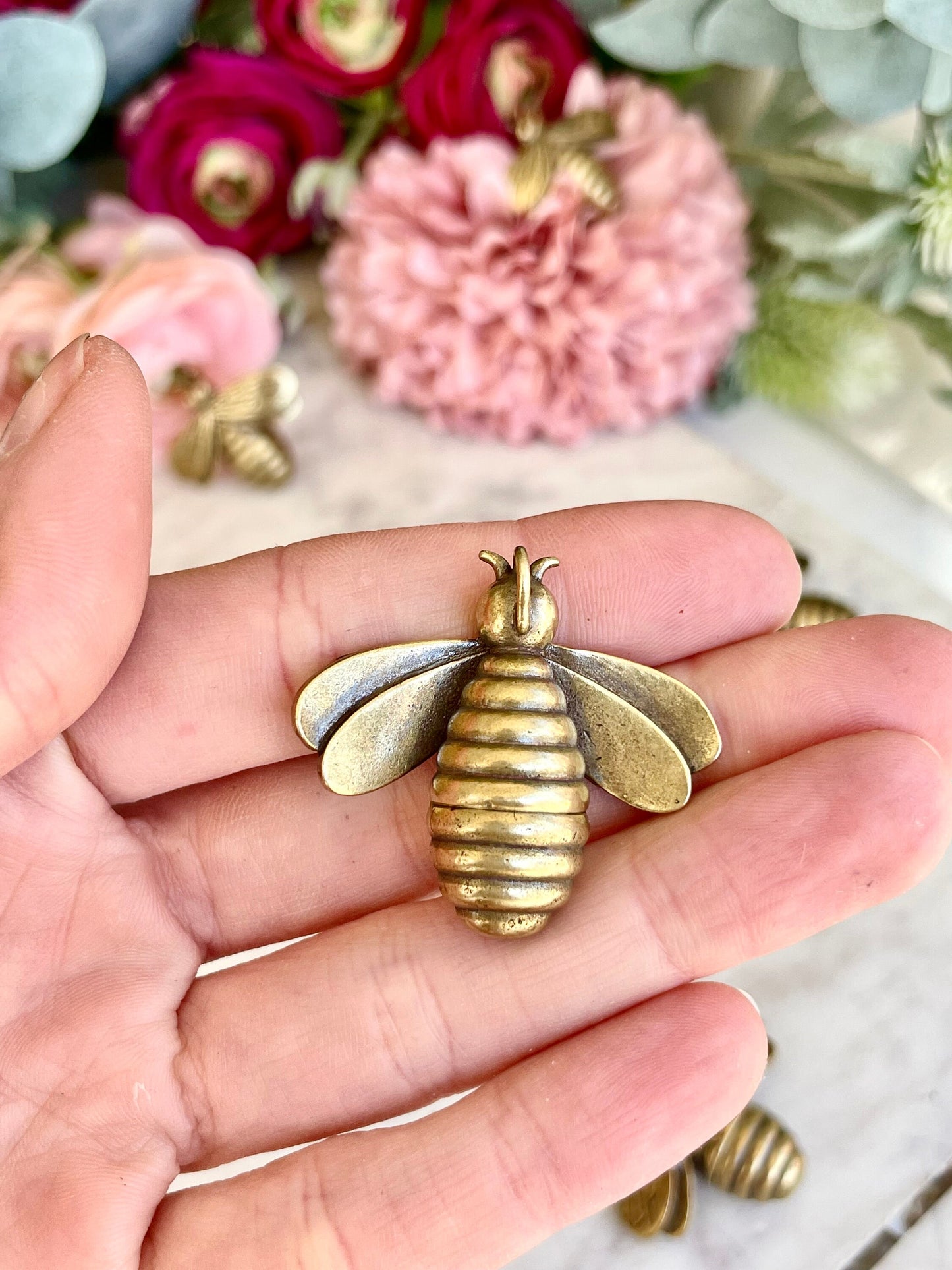 Busy bee good luck charm, Solid brass bumble bee pendant, bee keychain, bumblebee charm good luck, best friend keyring