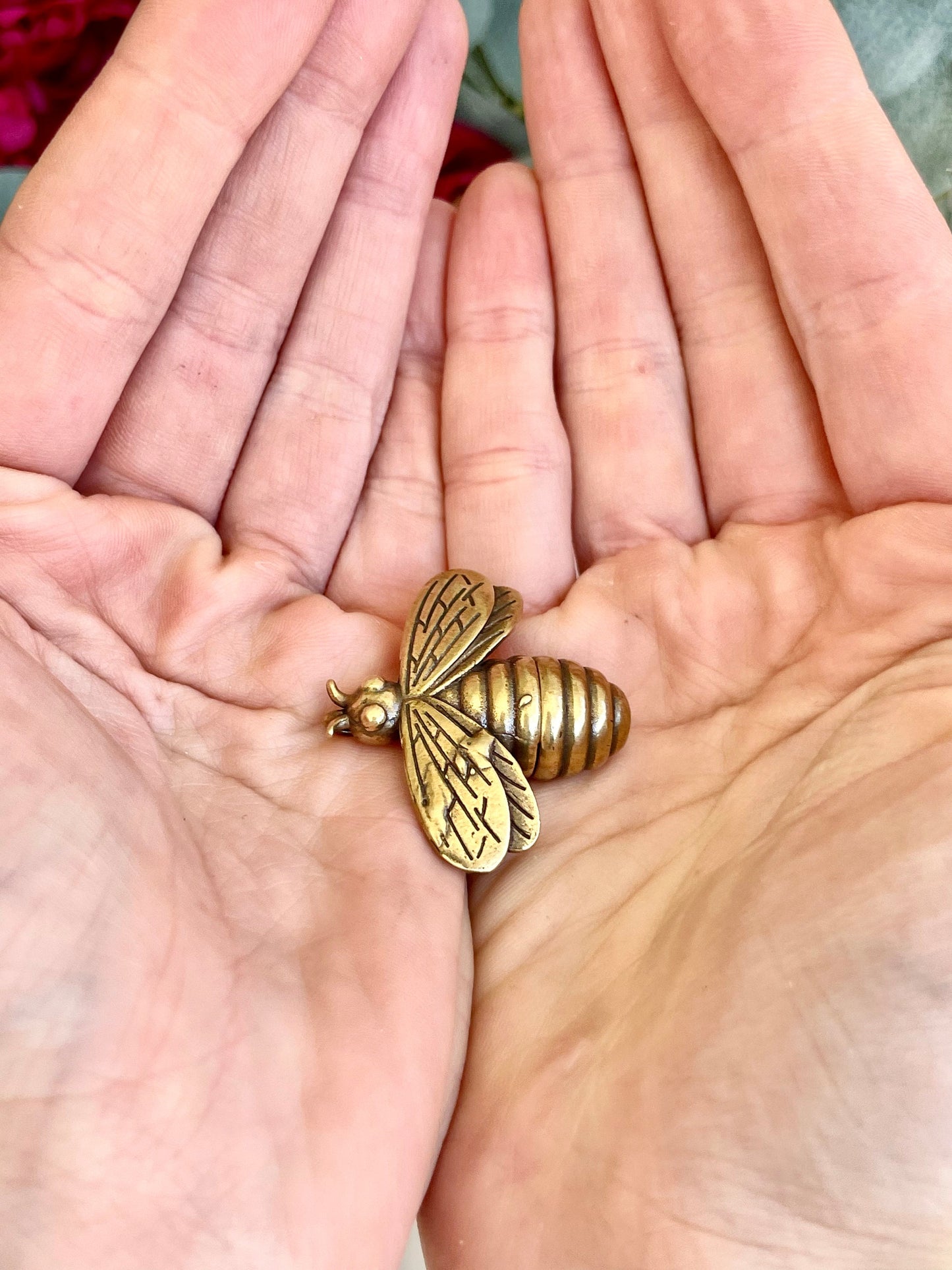 Busy bee good luck charm, Solid brass bumble bee pendant, bee keychain, bumblebee charm good luck, best friend keyring