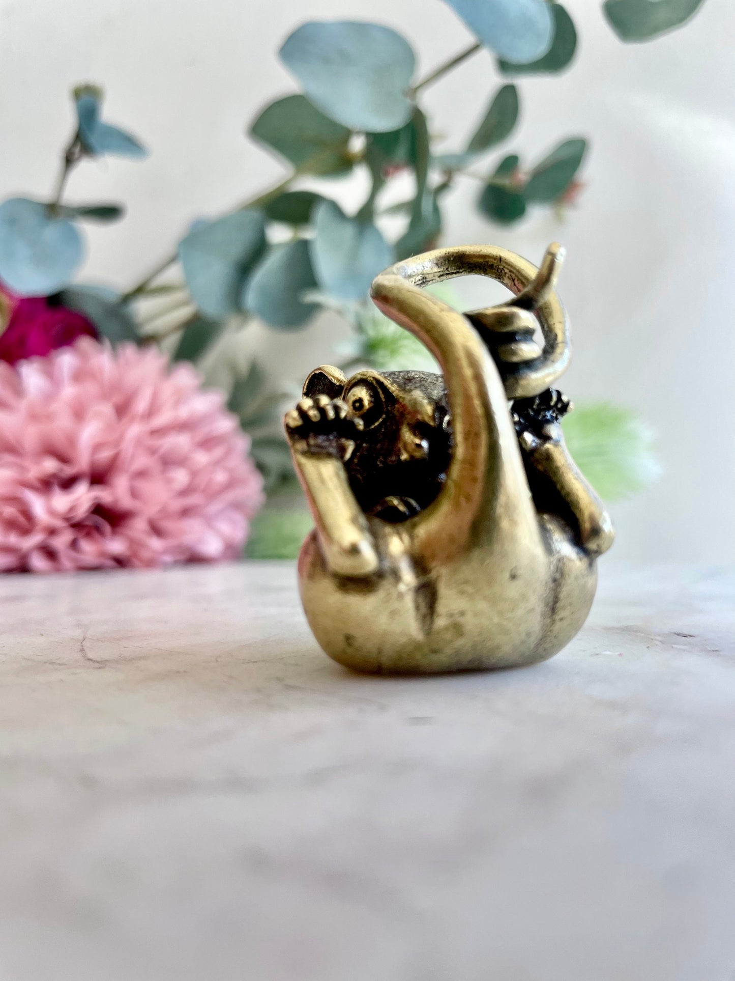 Cute brass jerboa figurine, little lemur solid brass statuette, gerbil ornament, little mouse decoration