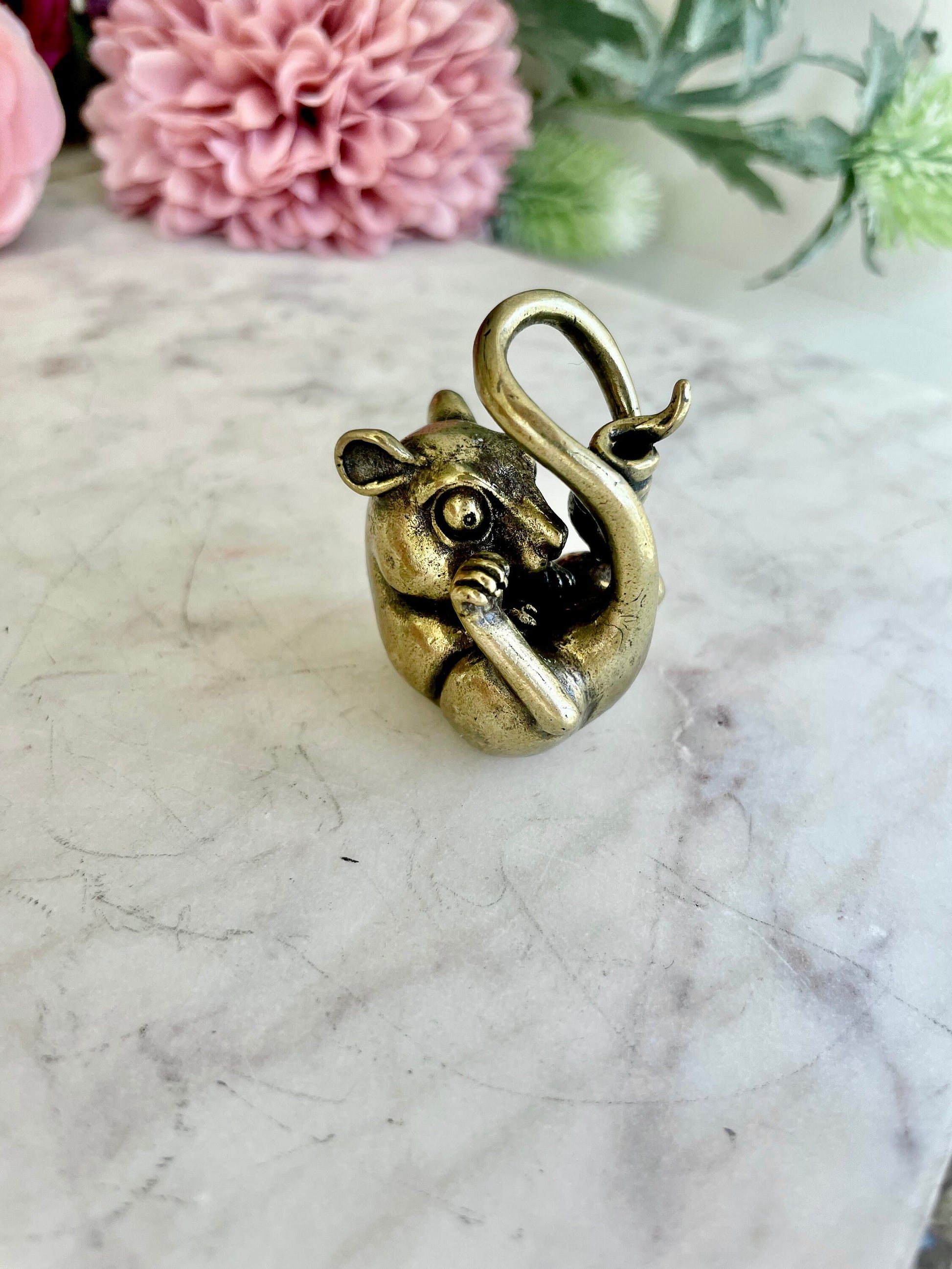 Cute brass jerboa figurine, little lemur solid brass statuette, gerbil ornament, little mouse decoration