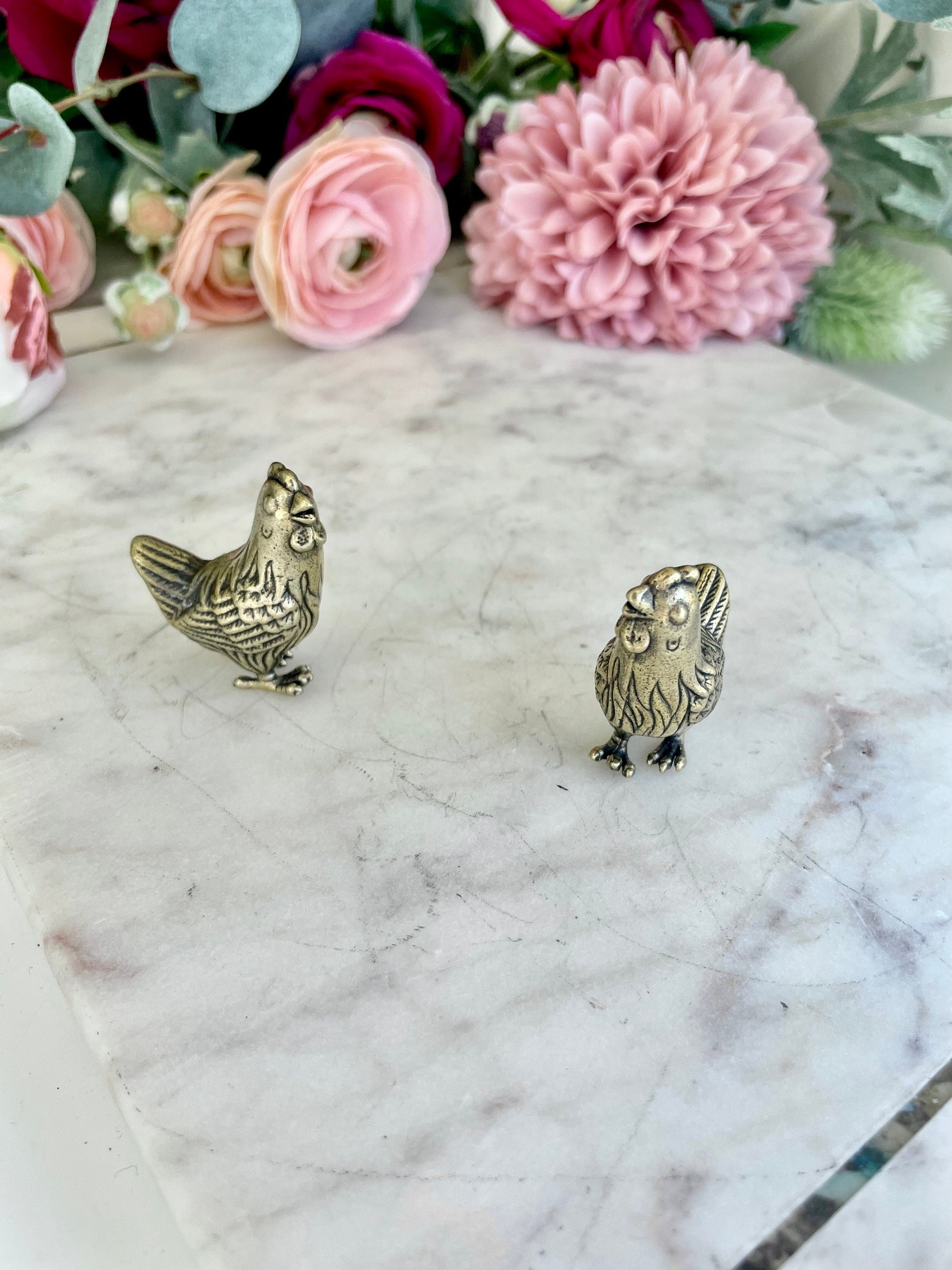Solid brass cute little hen figurine, metal chicken statuette, farmhouse animal ornament, chic Knick Knack, gift for framer