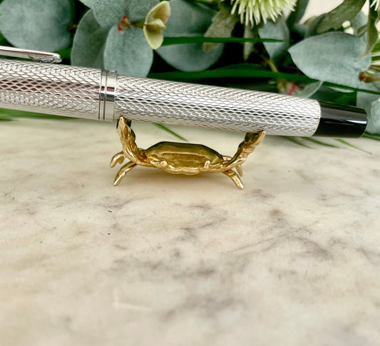 Bright Gold Lifelike Crab figurine, Solid Brass Crab Statue, Metal Dip Pen Rest, Fountain Pen Holder, Japanese Desk Accessory,