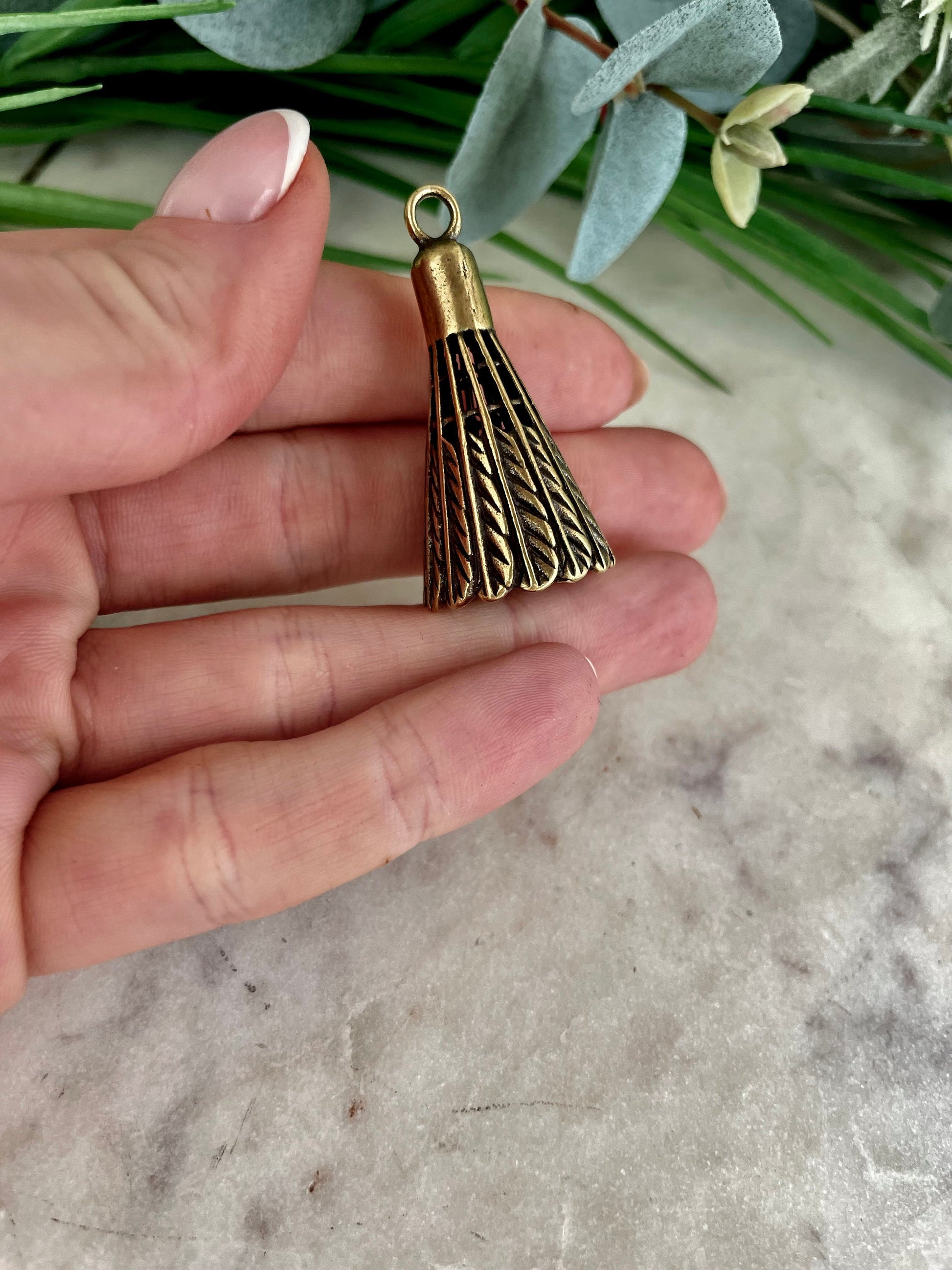 Solid brass Badminton Shuttlecocks Charm, little gift for badminton players, mini golden Shuttlecocks keychain