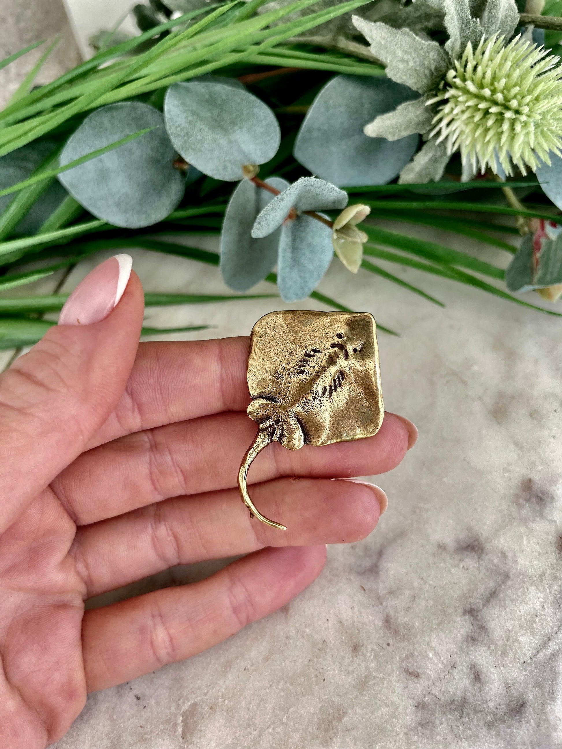 Solid brass fine lifelike StingRay figurine, Sea-life ornament, Devil fish miniature, sea inspired trinket