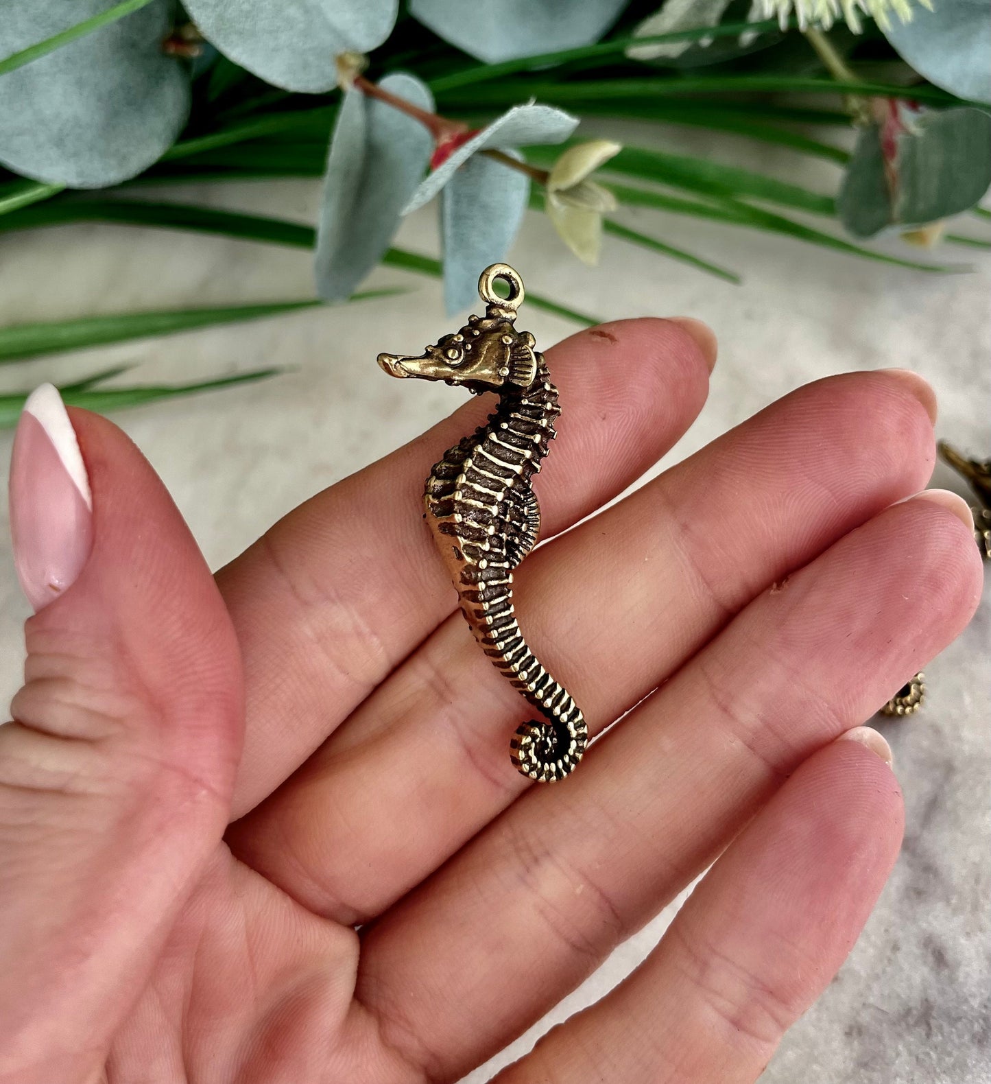 Solid brass Seahorse Keychain Charm, Sea-inspired Talisman, Lucky Souvenir, Keyring for Best Friends, Small Gift, Ocean Lover's Delight