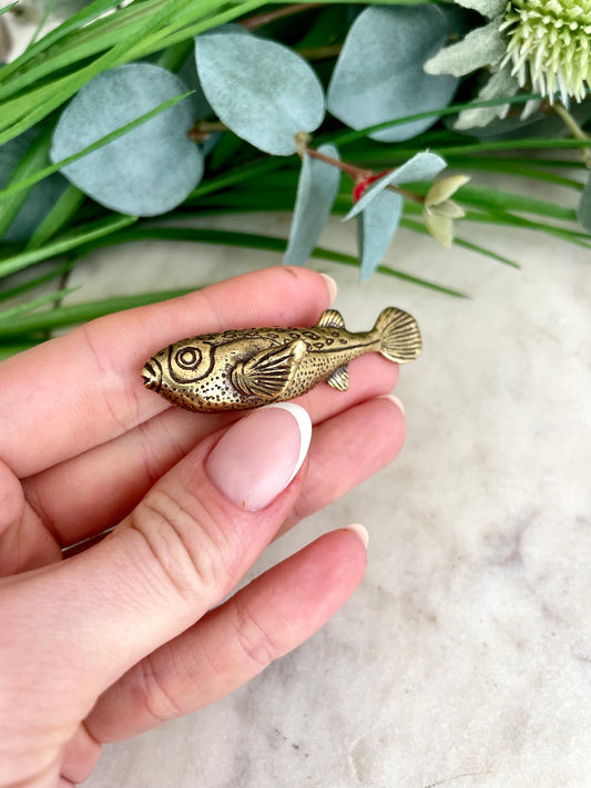 Solid Brass Fugu Fish Sculpture: Oceanic Gift - Bonsai & Terrarium Accent, Collectible Luck Charm, Home/Office Decor, Fung Shui Aesthetic