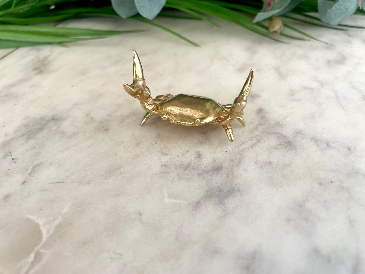 Bright Gold Lifelike Crab figurine, Solid Brass Crab Statue, Metal Dip Pen Rest, Fountain Pen Holder, Japanese Desk Accessory,