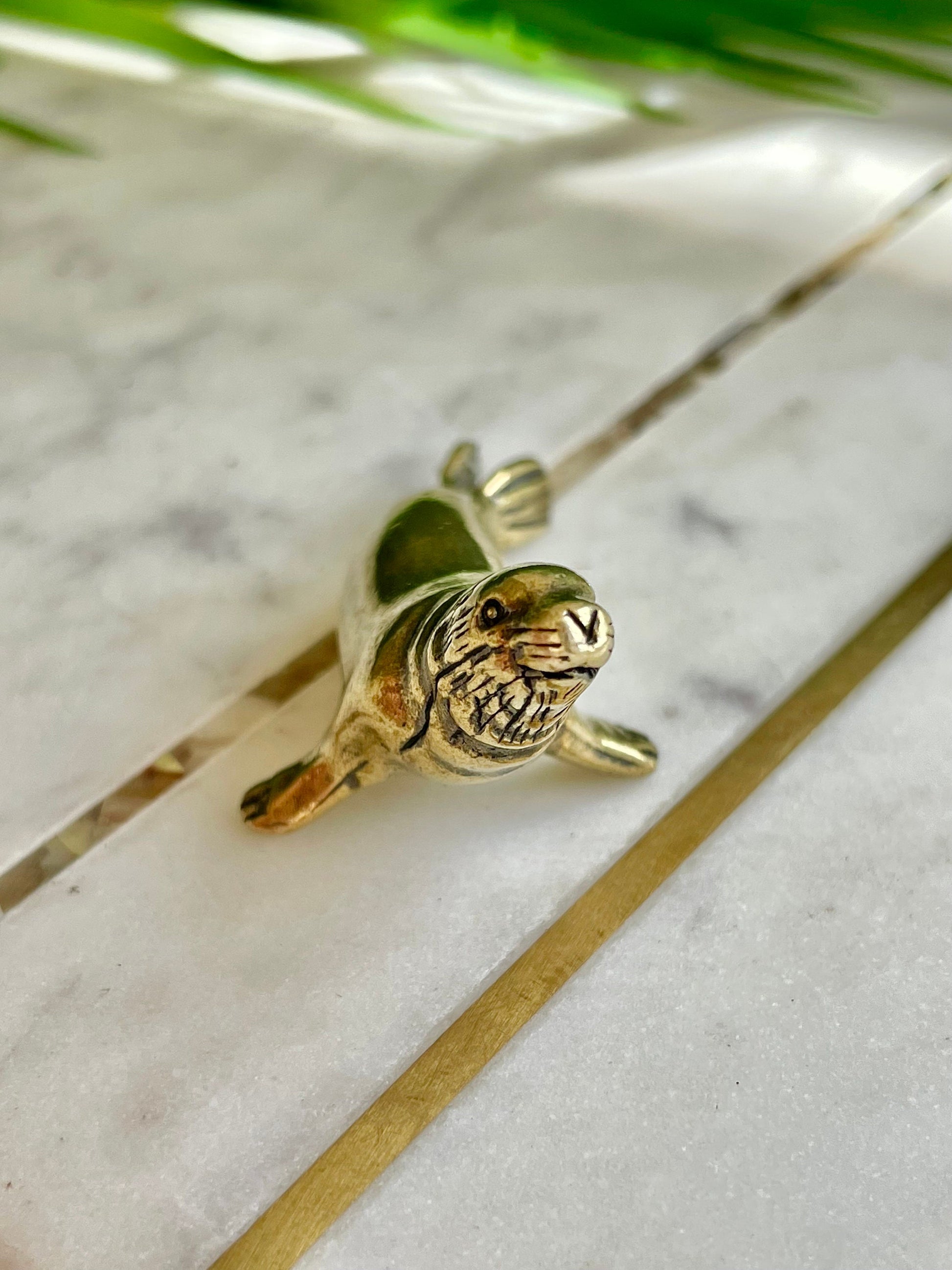 Lifelike fine Sea lion miniature, solid brass figurine, sea creature sculpture, pinnipeds miniature, cute seal