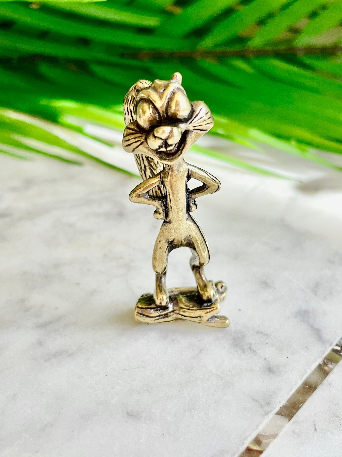 Funny little squirrel metal figurine, Funny squirrel solid brass ornament, cute chipmunk desktop decor