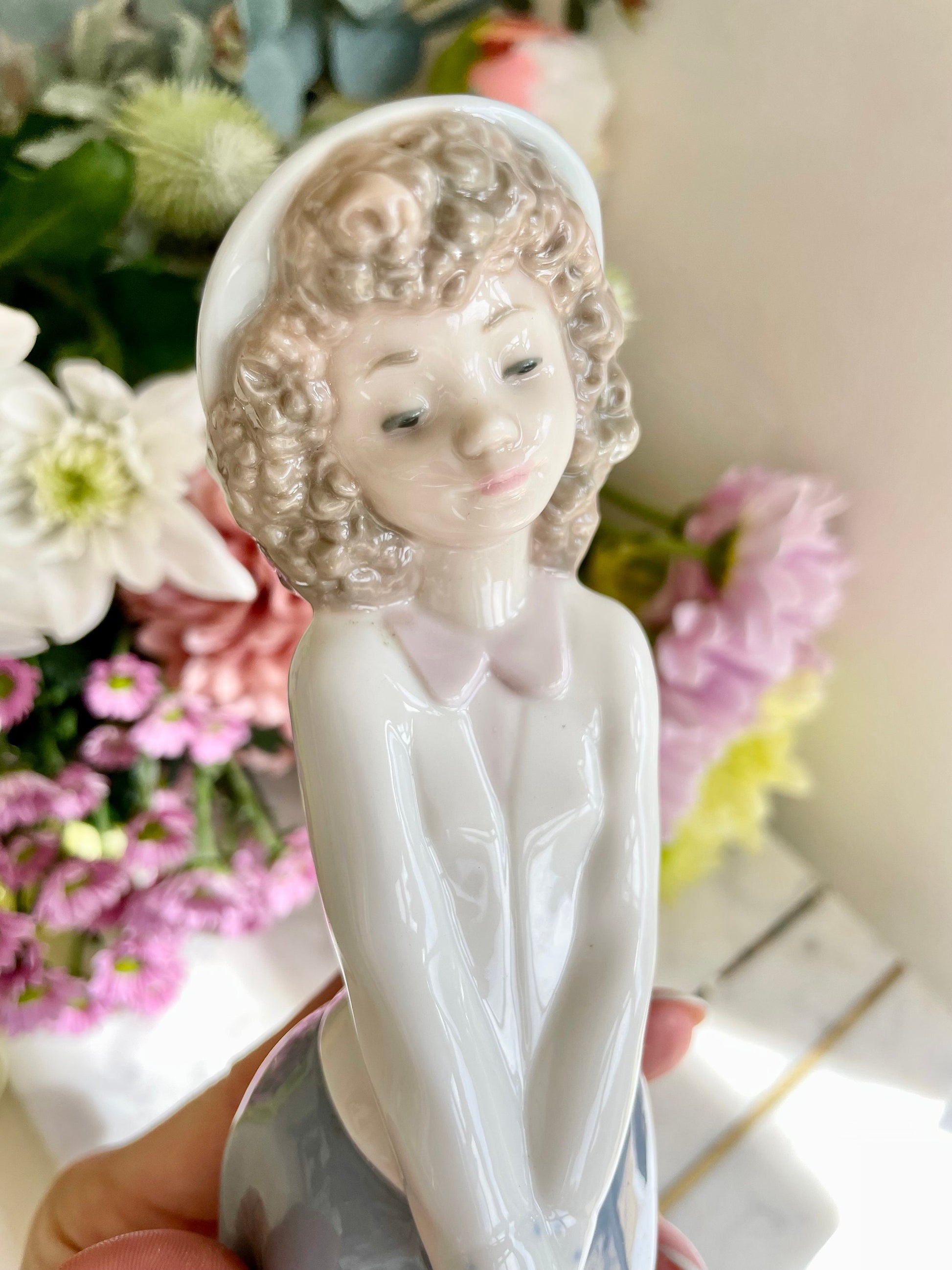 Lladro NAO Figurine Too Cute Girl With Handbag - Boxed