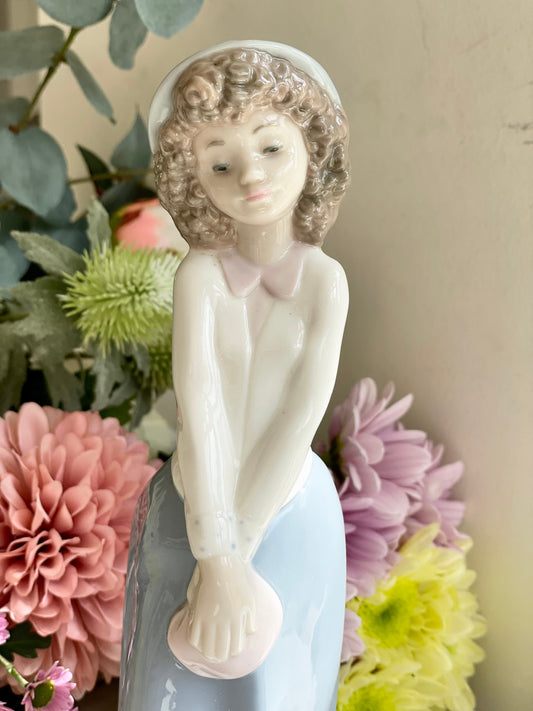 Lladro NAO Figurine Too Cute Girl With Handbag - Boxed