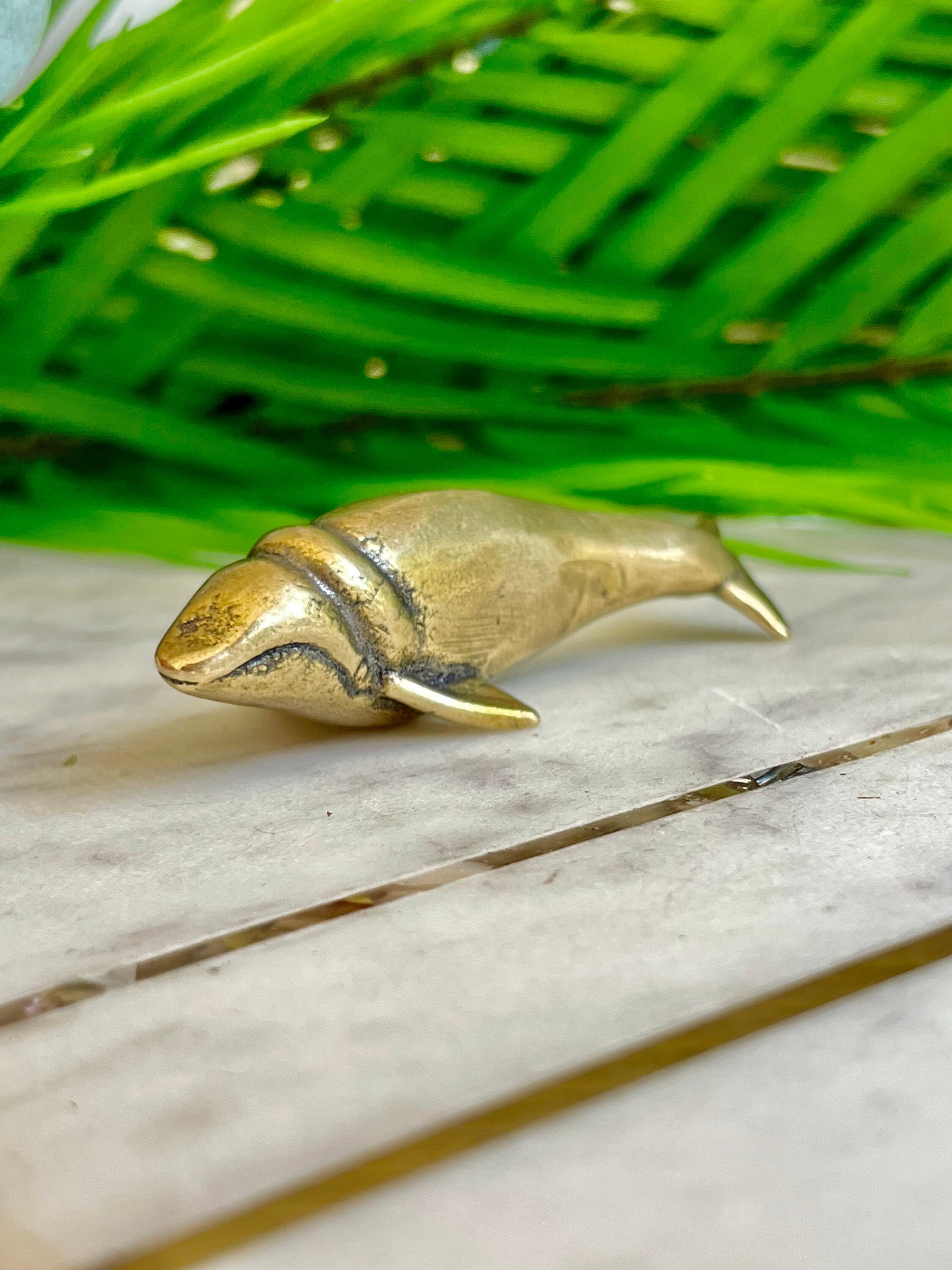 Lifelike solid brass sculptures White whale figurine, metal sea creatures, paperweight metal figurine, beluga statuette