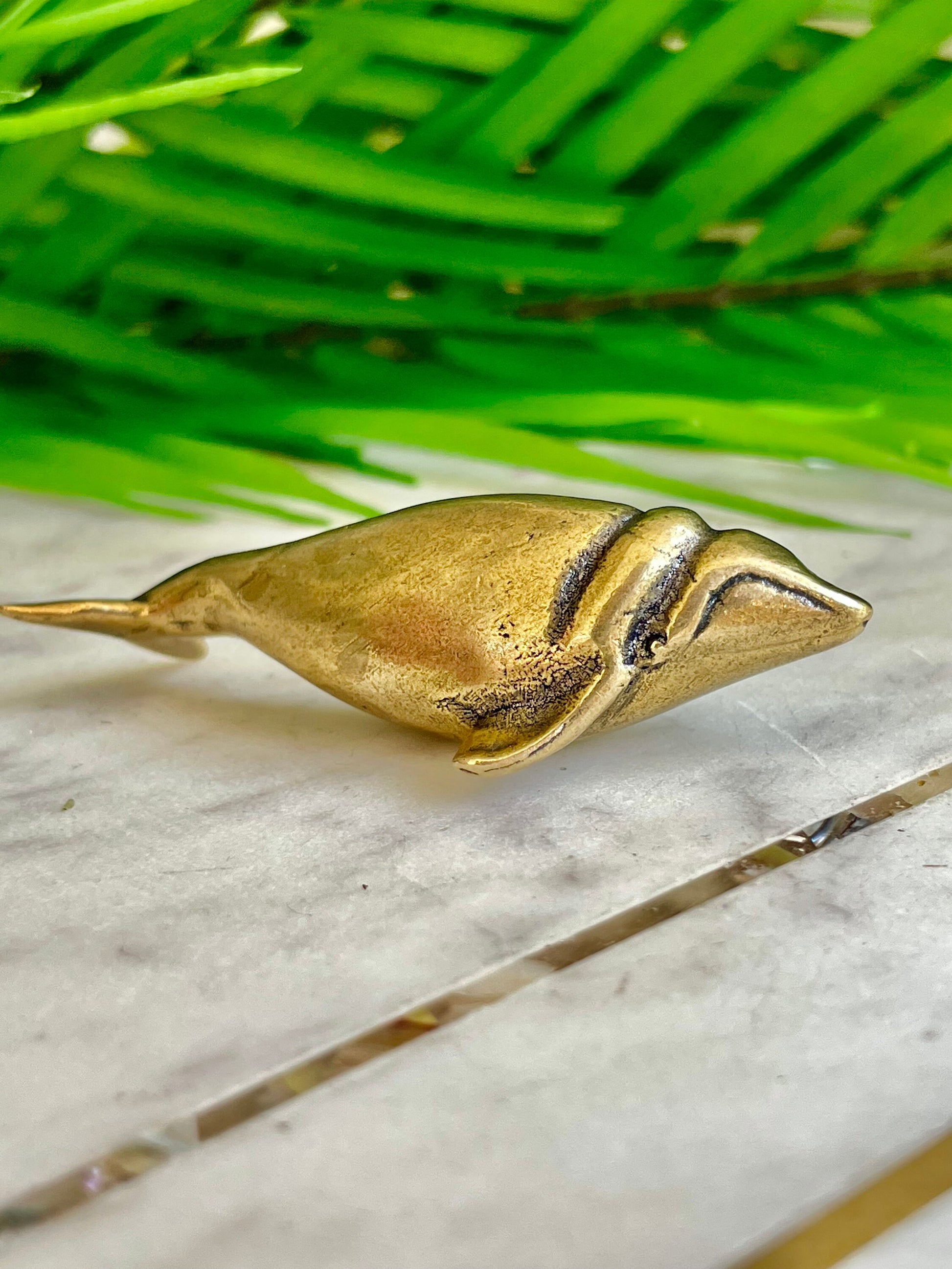Lifelike solid brass sculptures White whale figurine, metal sea creatures, paperweight metal figurine, beluga statuette