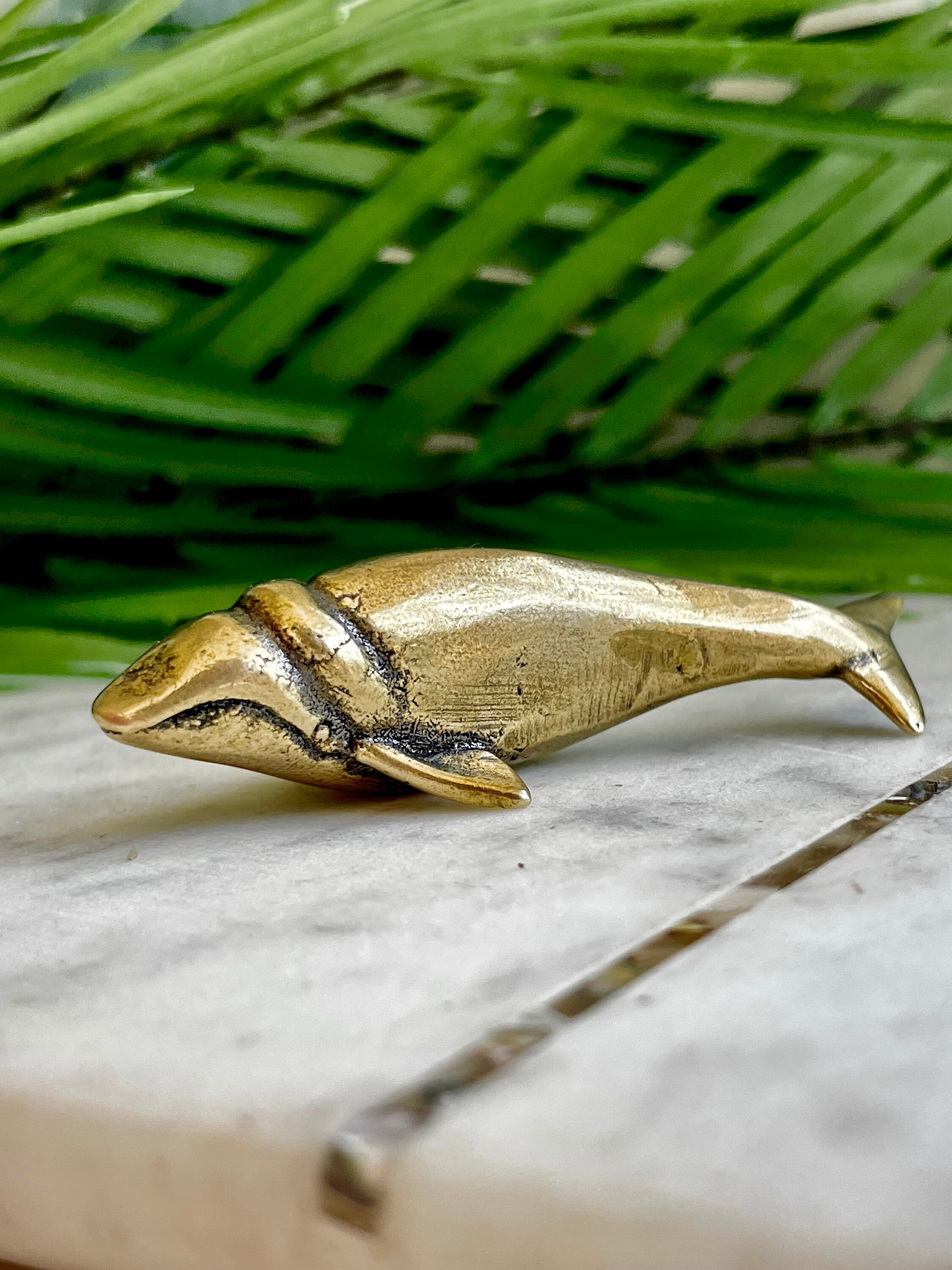 Lifelike solid brass sculptures White whale figurine, metal sea creatures, paperweight metal figurine, beluga statuette