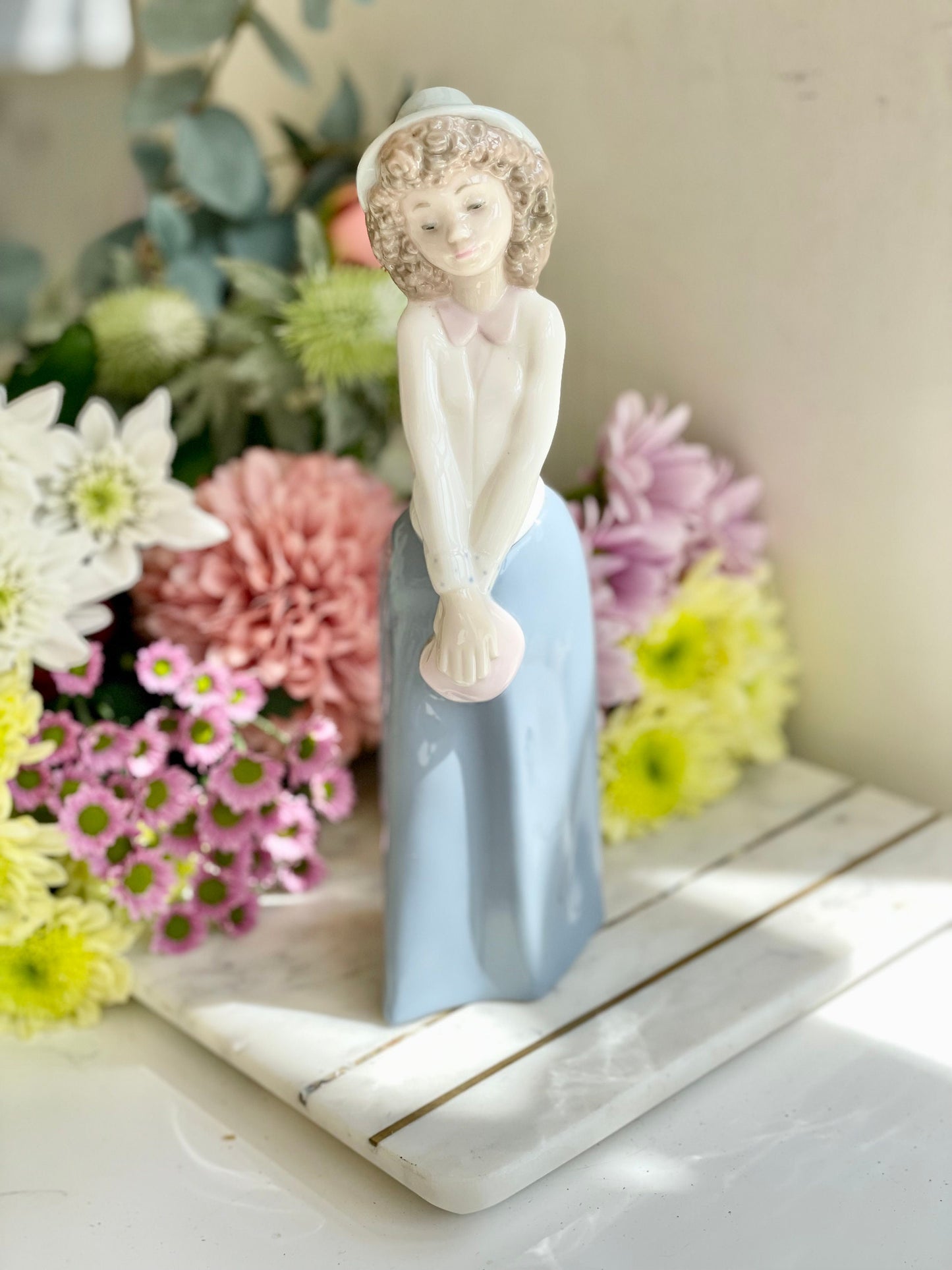 Lladro NAO Figurine Too Cute Girl With Handbag - Boxed
