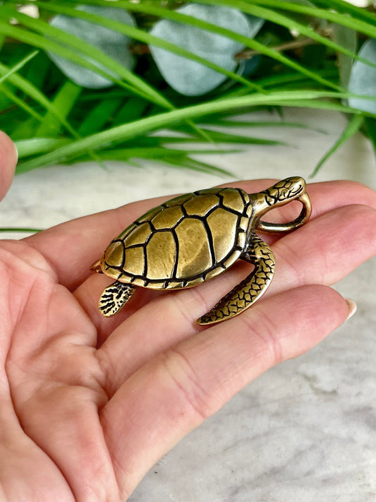 Solid brass Fine turtle charm, Feng Shui keychain, solid Brass tortoise Statue, Lifelike sea turtle Decoration
