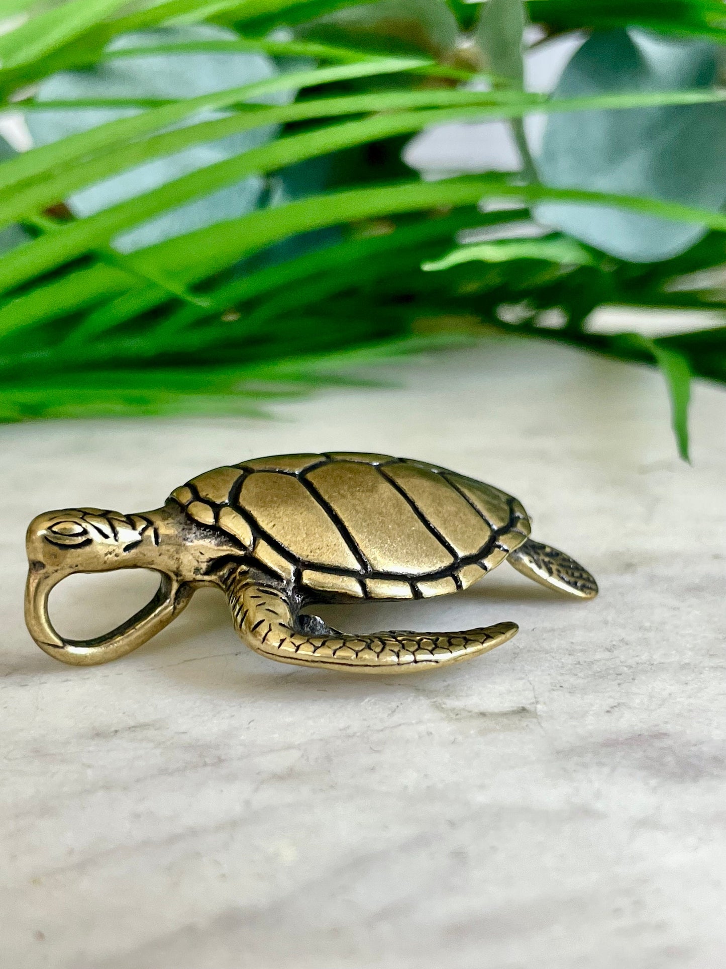 Solid brass Fine turtle charm, Feng Shui keychain, solid Brass tortoise Statue, Lifelike sea turtle Decoration