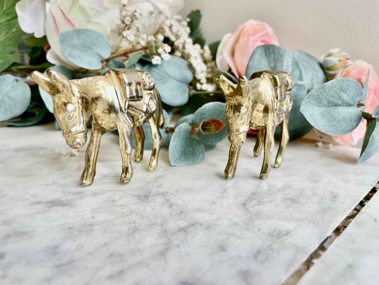 Vintage metal donkey figurine, Library Décor, small farm style figurine, old art decorative, paperweight