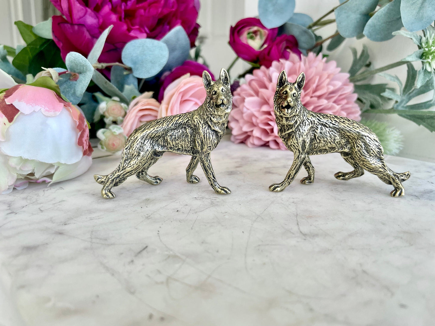 Brass Shepherd dog figurine, shepherd decoration brass statuette, Desktop decoration, sheep-dog statuette, Beautiful gift