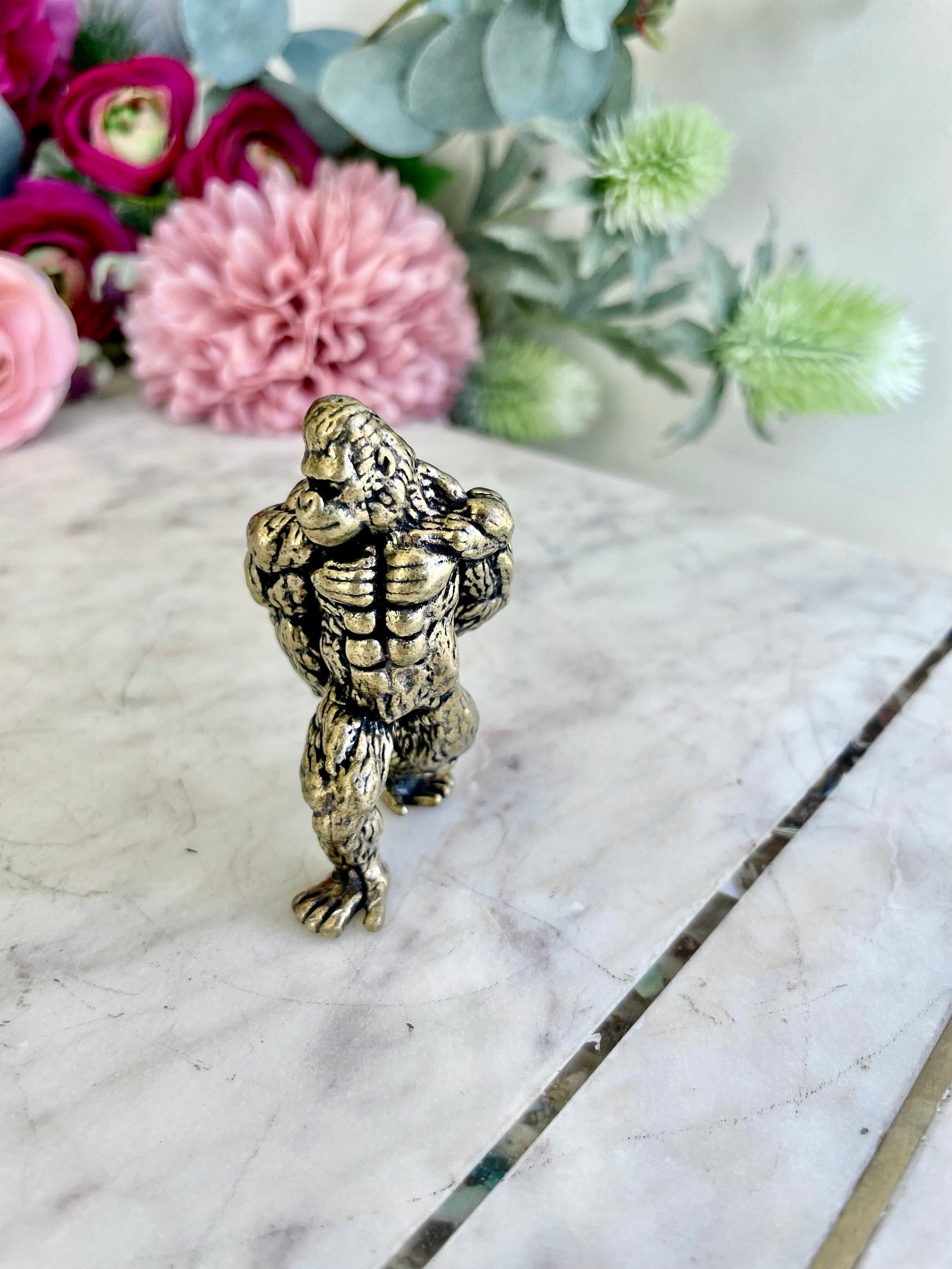Gym lover, Fine craftsmanship, solid brass figurine, Gorilla athlete, Funny gift for bodybuilders, Ape, KingKong, Gift for him