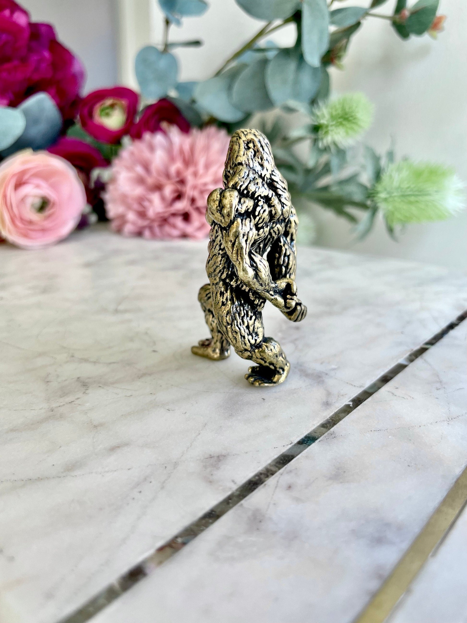 Gym lover, Fine craftsmanship, solid brass figurine, Gorilla athlete, Funny gift for bodybuilders, Ape, KingKong, Gift for him