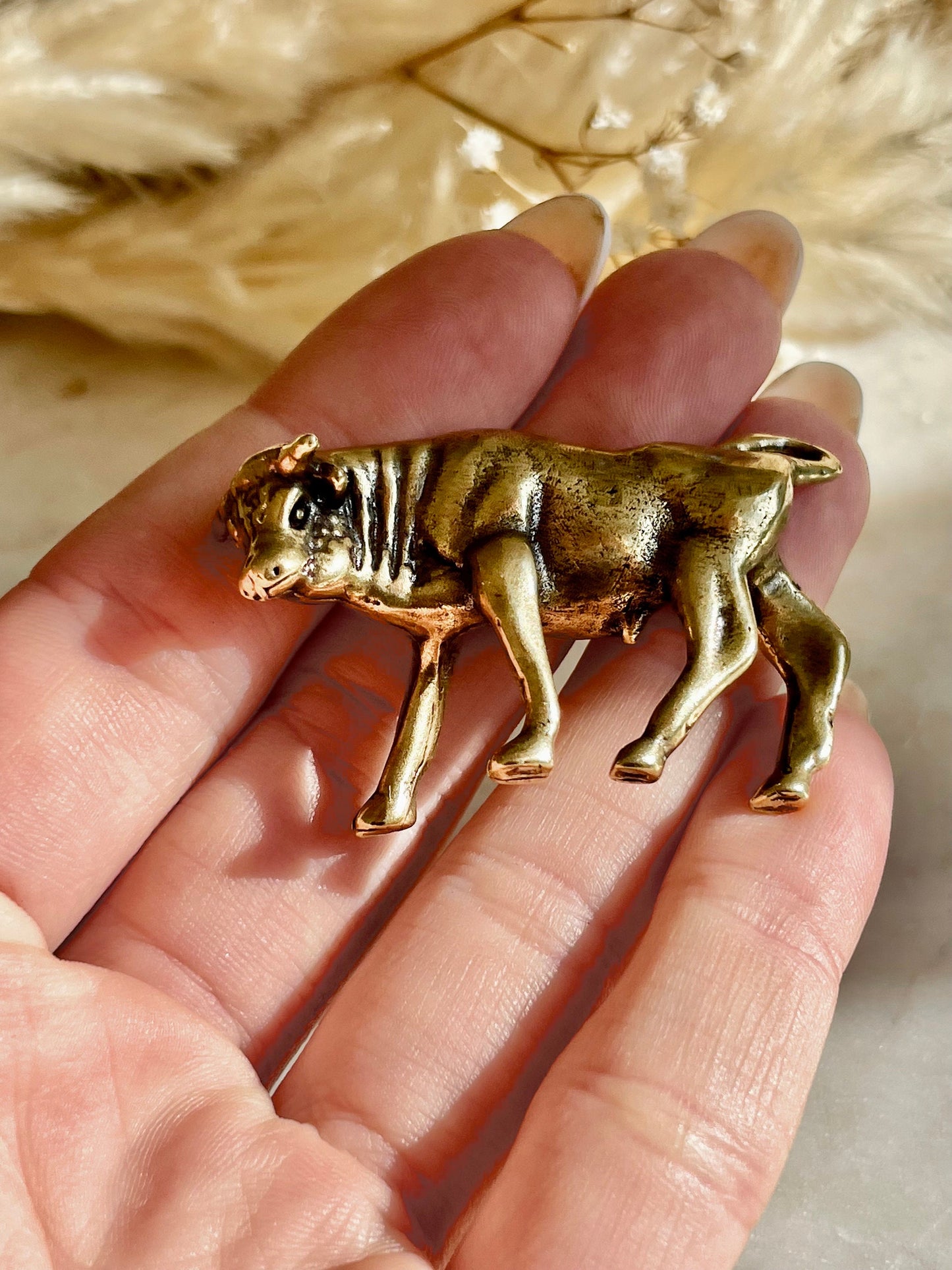 Solid Brass Wall street bull sculpture, Brass ox figurine, Solid Brass Bull Statues, cow Sculpture, Ornaments Ox Cow Figure Statue