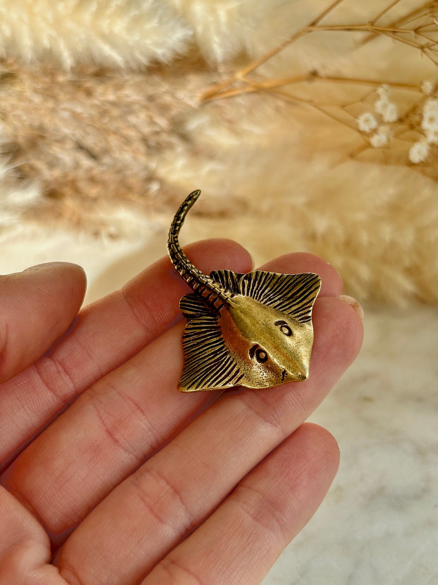 Solid brass fine lifelike StingRay figurine, Sea-life ornament, Devil fish miniature, sea inspired trinket