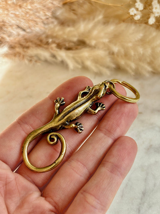 Solid Brass fine Craftsmanship Lizard keychain, lizard lover gifts, reptile lover gifts, gecko keychain