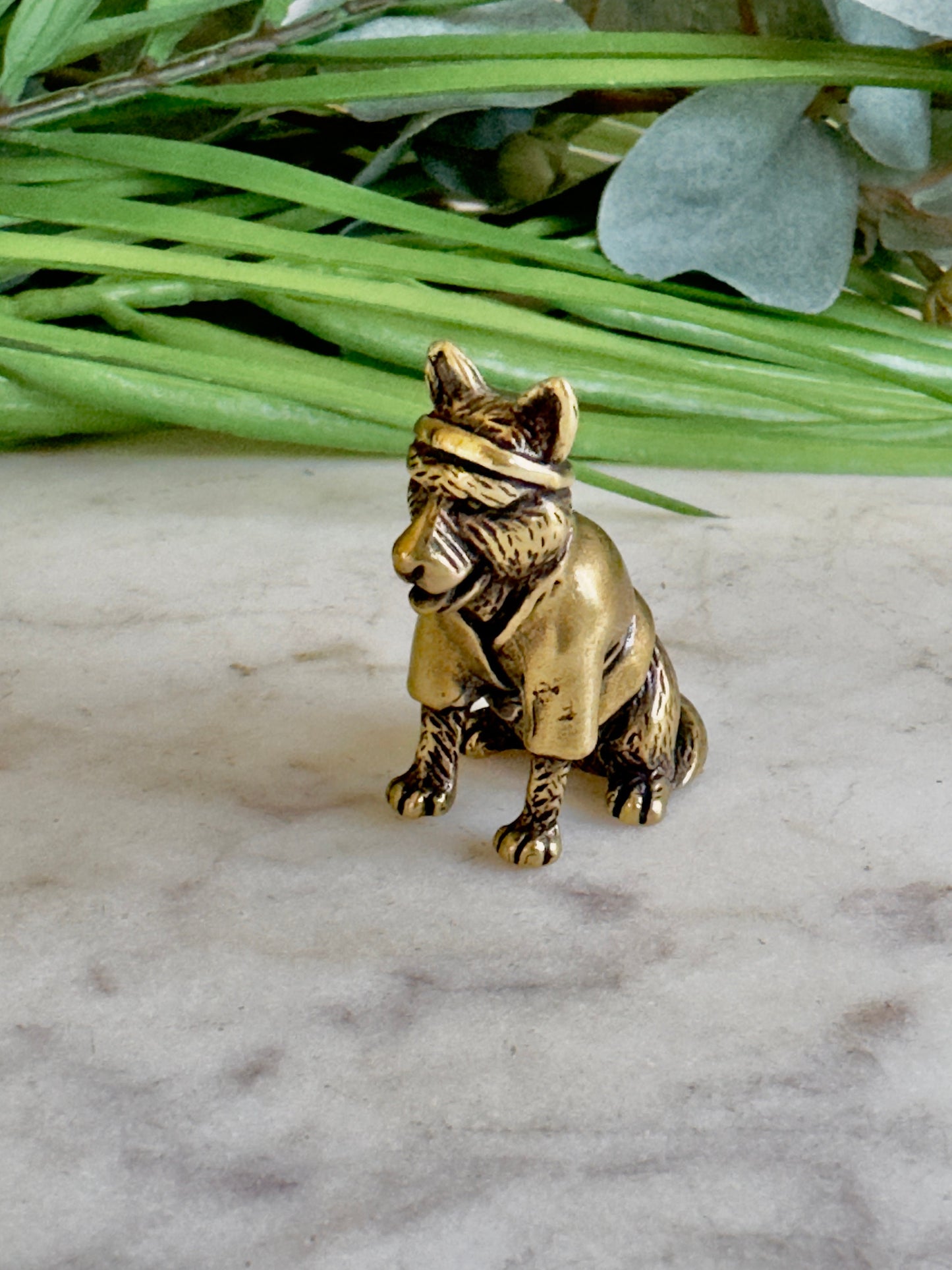 Karate dog figurine, Solid brass Akita figurine, Husky statuette, great gift for martial art lovers, Desktop decoration, judo friend