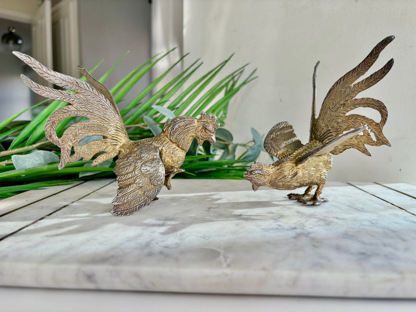 Vintage Brass Fighting Cockerels, Vintage Metal Cocks, Brass Rooster Engraved Statues, Table Centerpiece, Bird Figurine, Pair Roosters