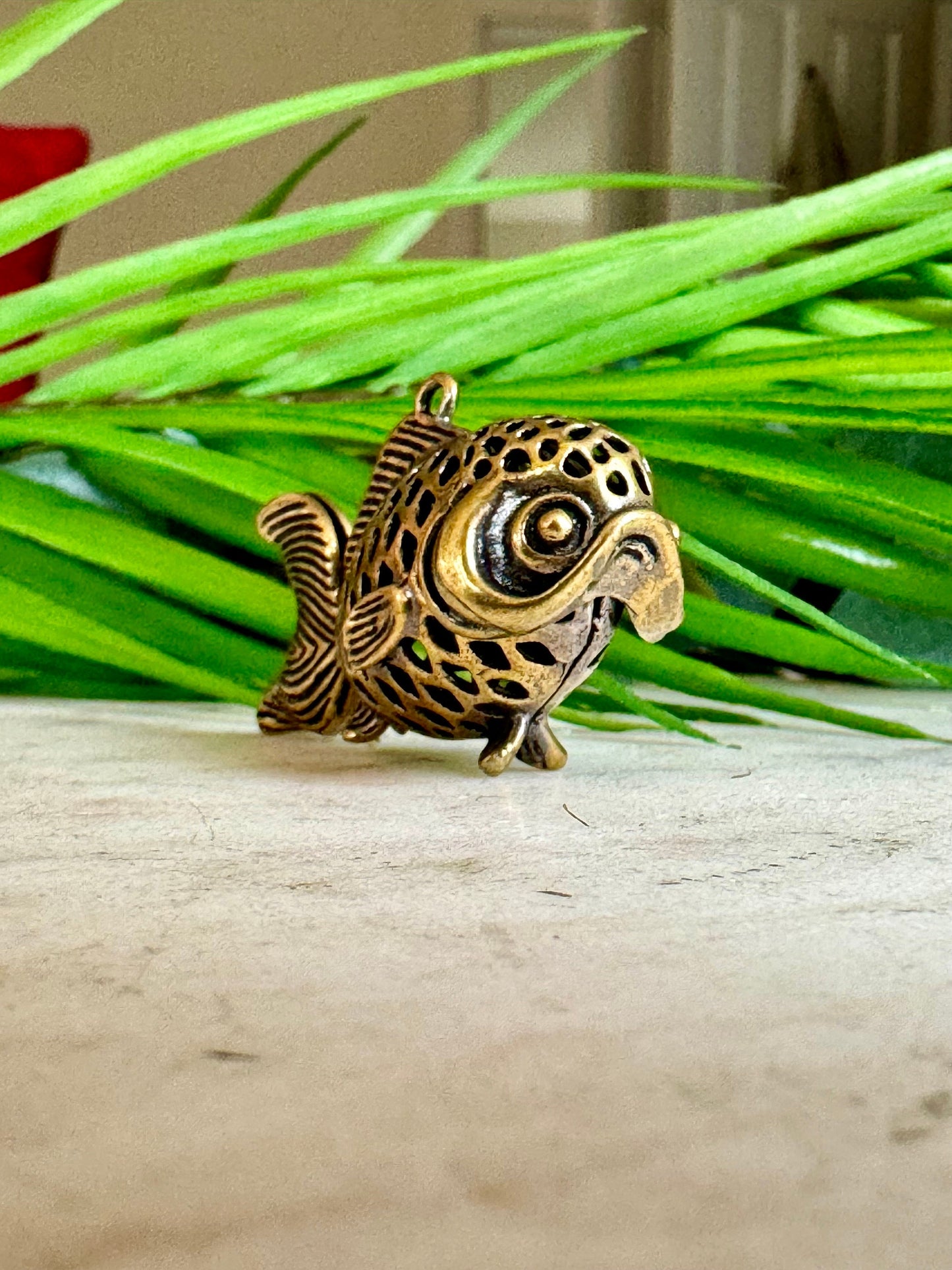 Creative Solid Brass Golden Fish Keyring, Fish Key Chain Pendant Craft Gift, Creative gift for fish lovers