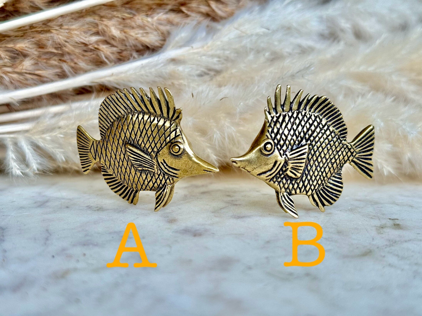 Mini Brass angelfish fish ornament, Aquarium Statue, Sea Figurine, Tiny Animal, Gold Miniature, Metal Art Desk Accessories, Paperwe