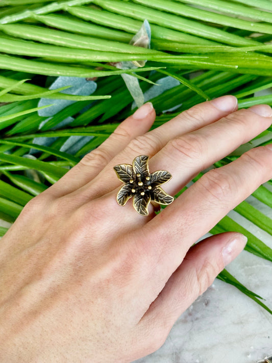 Beautiful solid brass lily flower ring, poinsettia Flowers metal ring, blossoming Floral adjustable ring