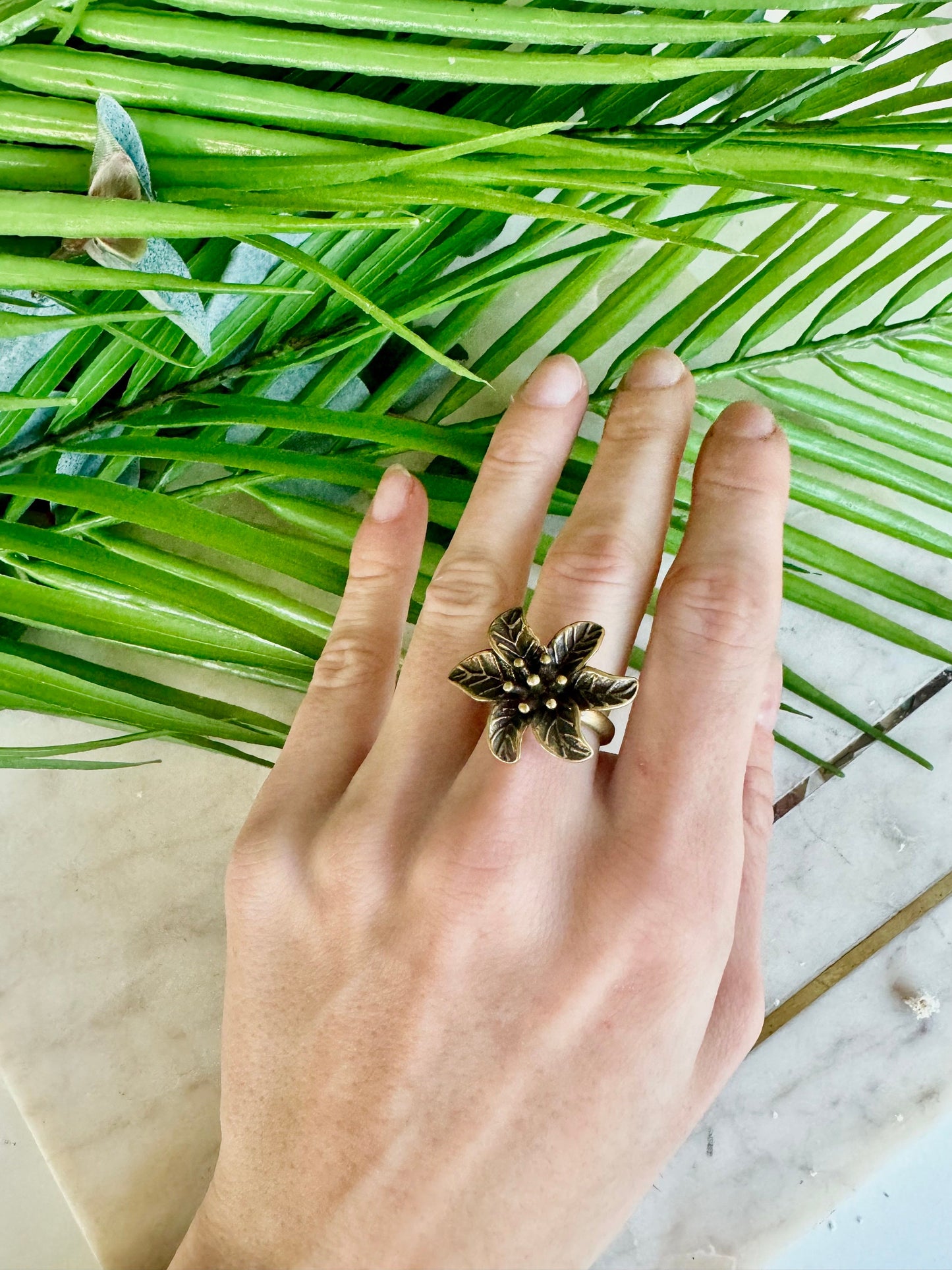 Beautiful solid brass lily flower ring, poinsettia Flowers metal ring, blossoming Floral adjustable ring