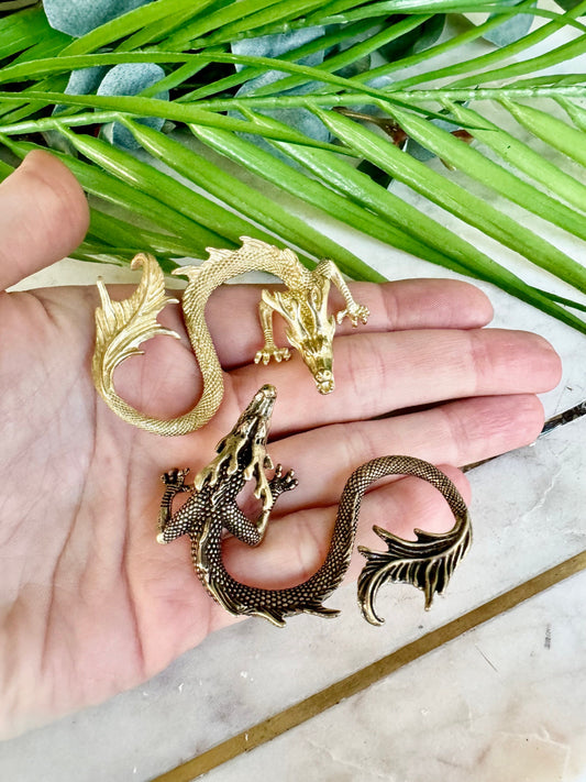Fighting Dragons solid brass miniature, Chinese Feng Shui Animal Statue, golden dragon statuette, Chinese new year gift, fountain pen rest