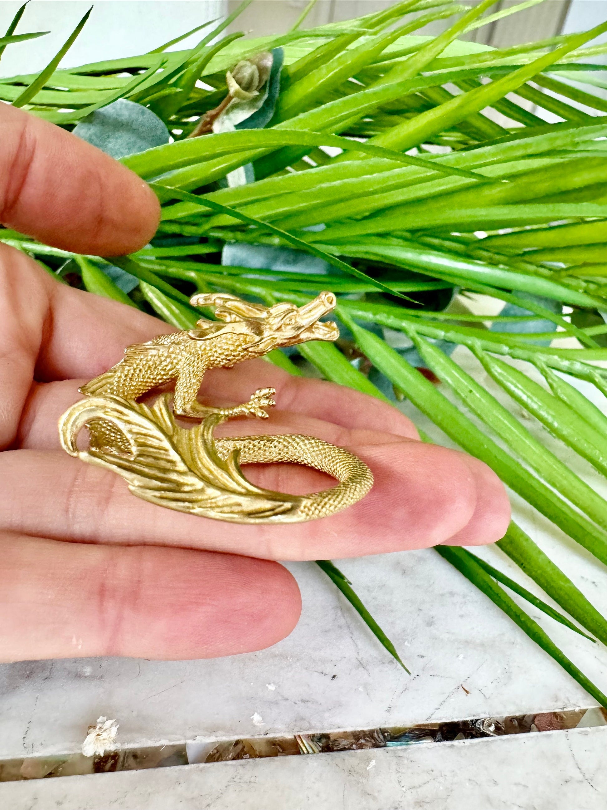 Fighting Dragons solid brass miniature, Chinese Feng Shui Animal Statue, golden dragon statuette, Chinese new year gift, fountain pen rest