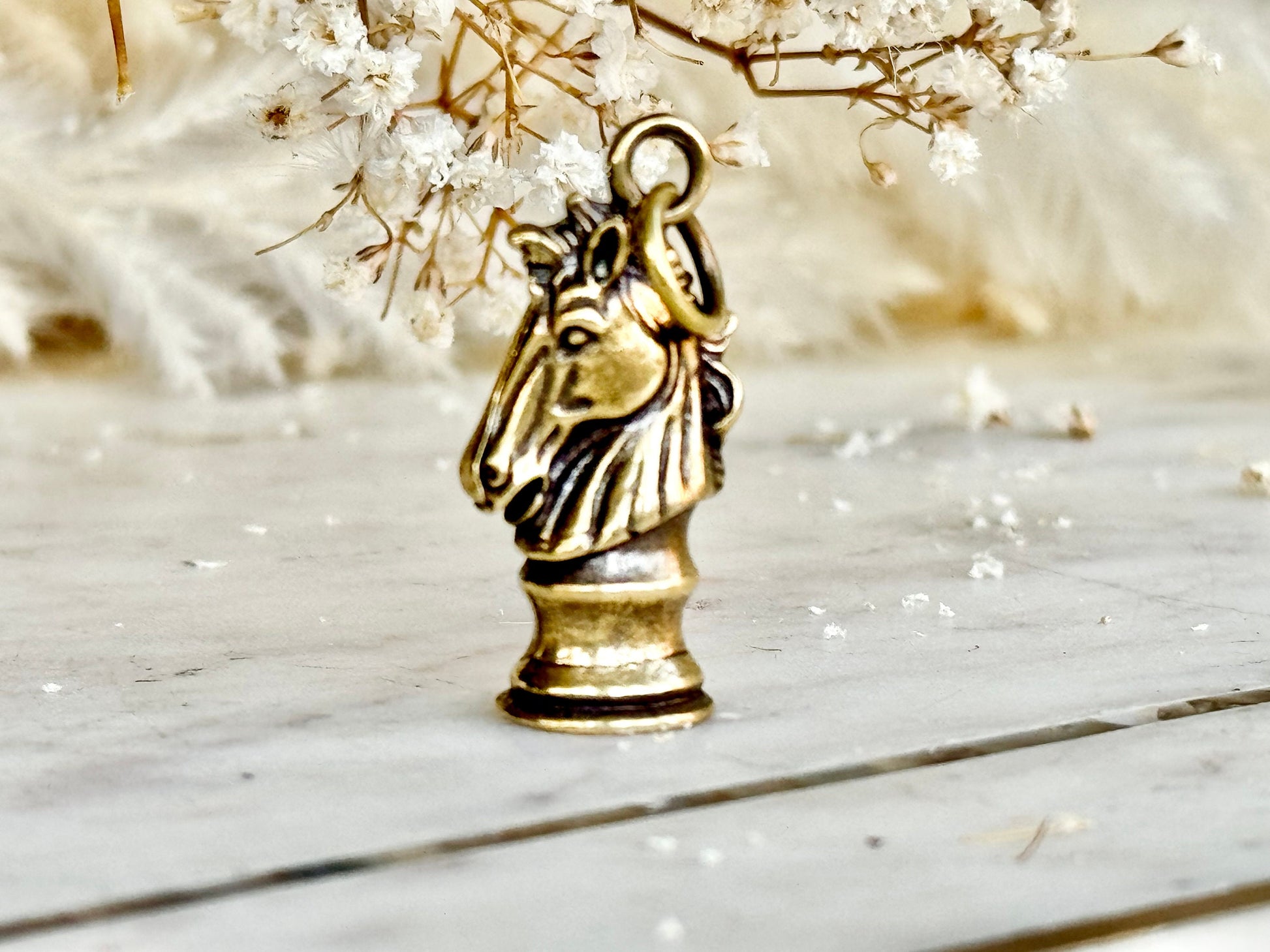 Brass Chess Knight Figurine Keychain, Brass Horse Head Pendant, Fashionable Car Keyring, Chess-mat player gift