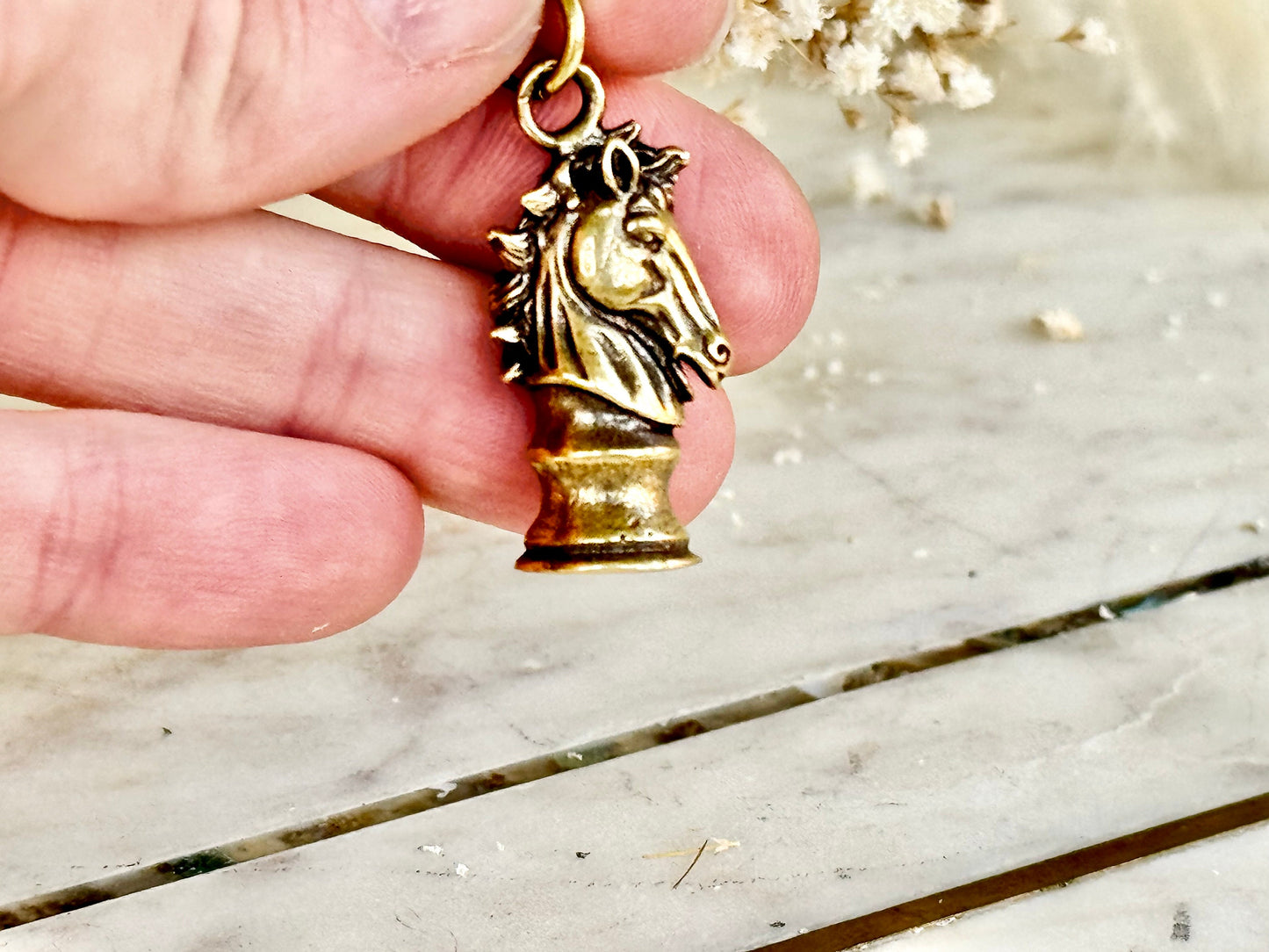 Brass Chess Knight Figurine Keychain, Brass Horse Head Pendant, Fashionable Car Keyring, Chess-mat player gift